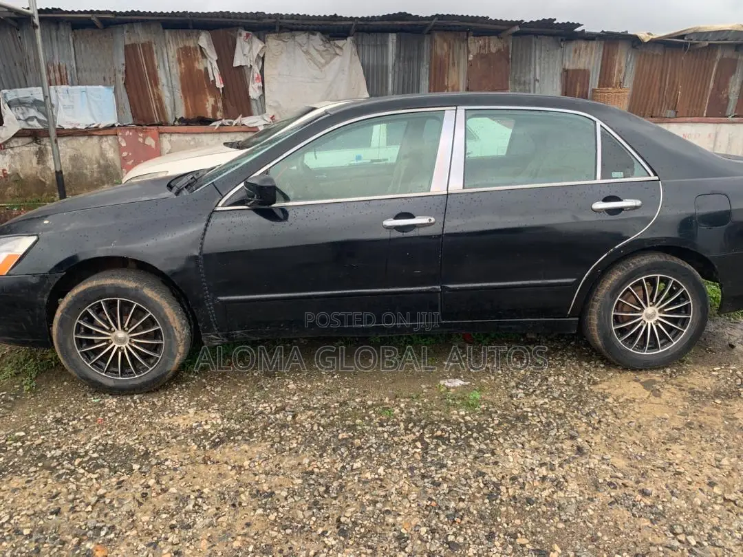 Honda Accord 2005 Black