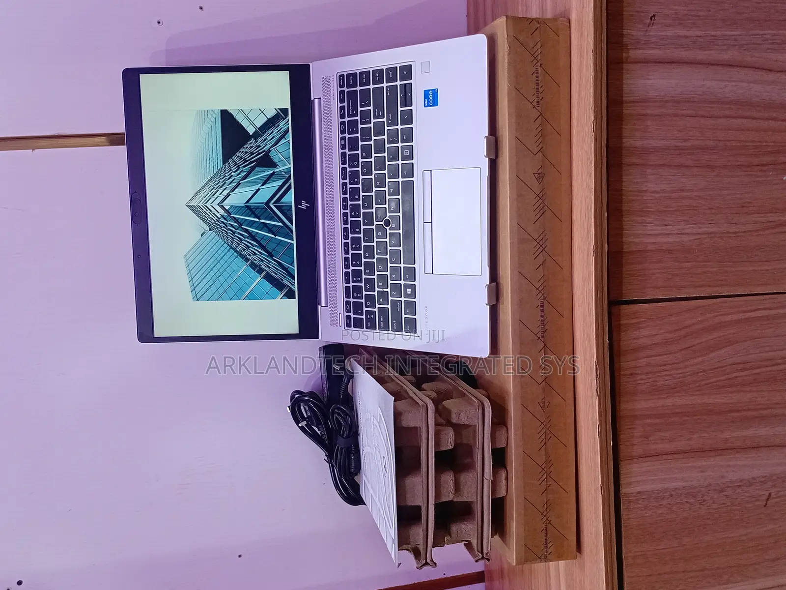 New Laptop HP EliteBook 850 G5 8GB Intel Core I5 SSD 256GB