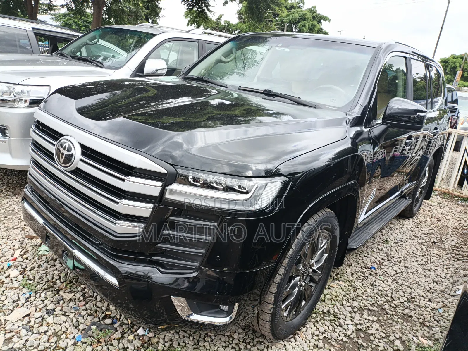 Toyota Land Cruiser 2023 Black