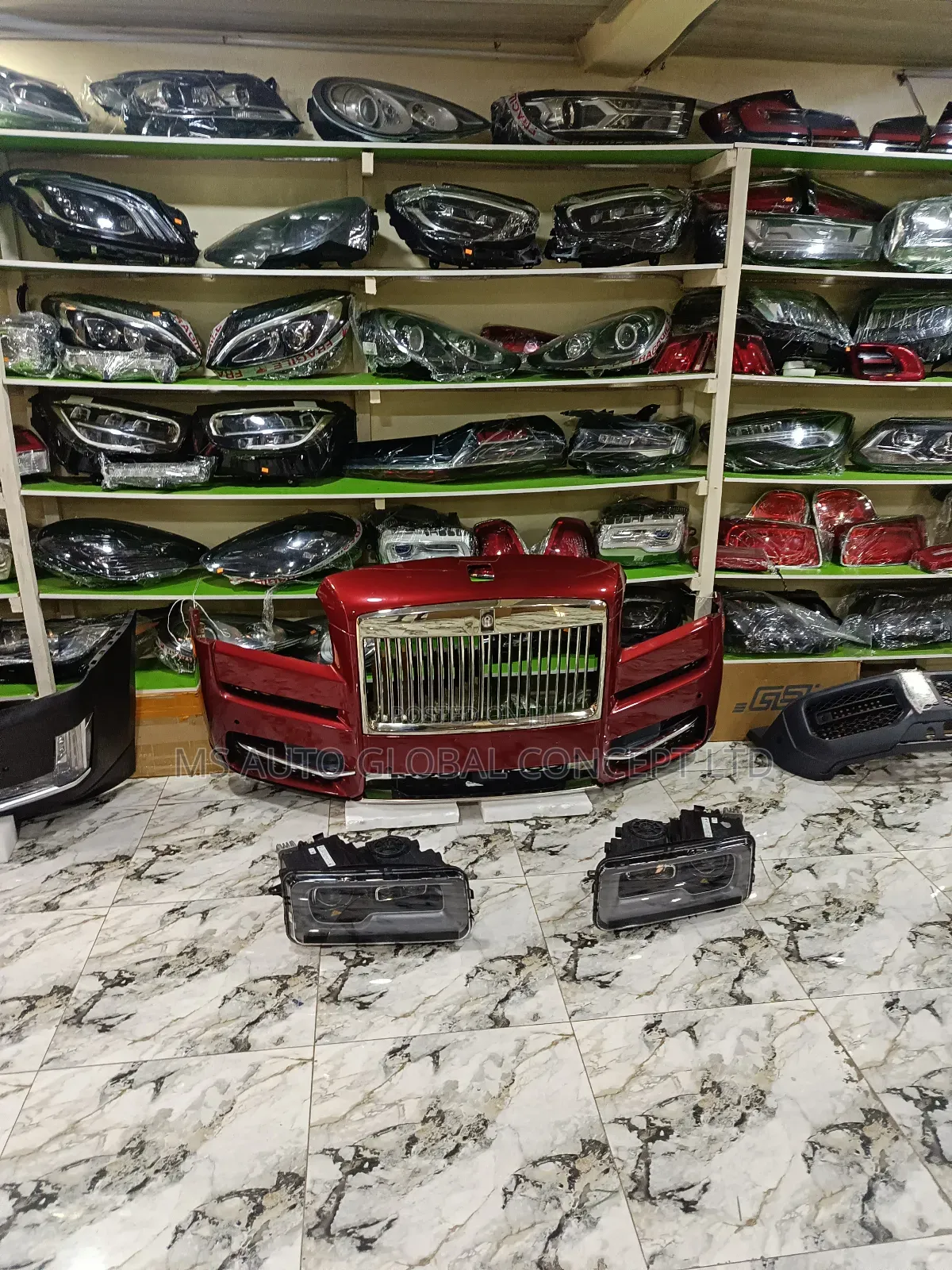 Rolls Royce Cullinan Front Bumper