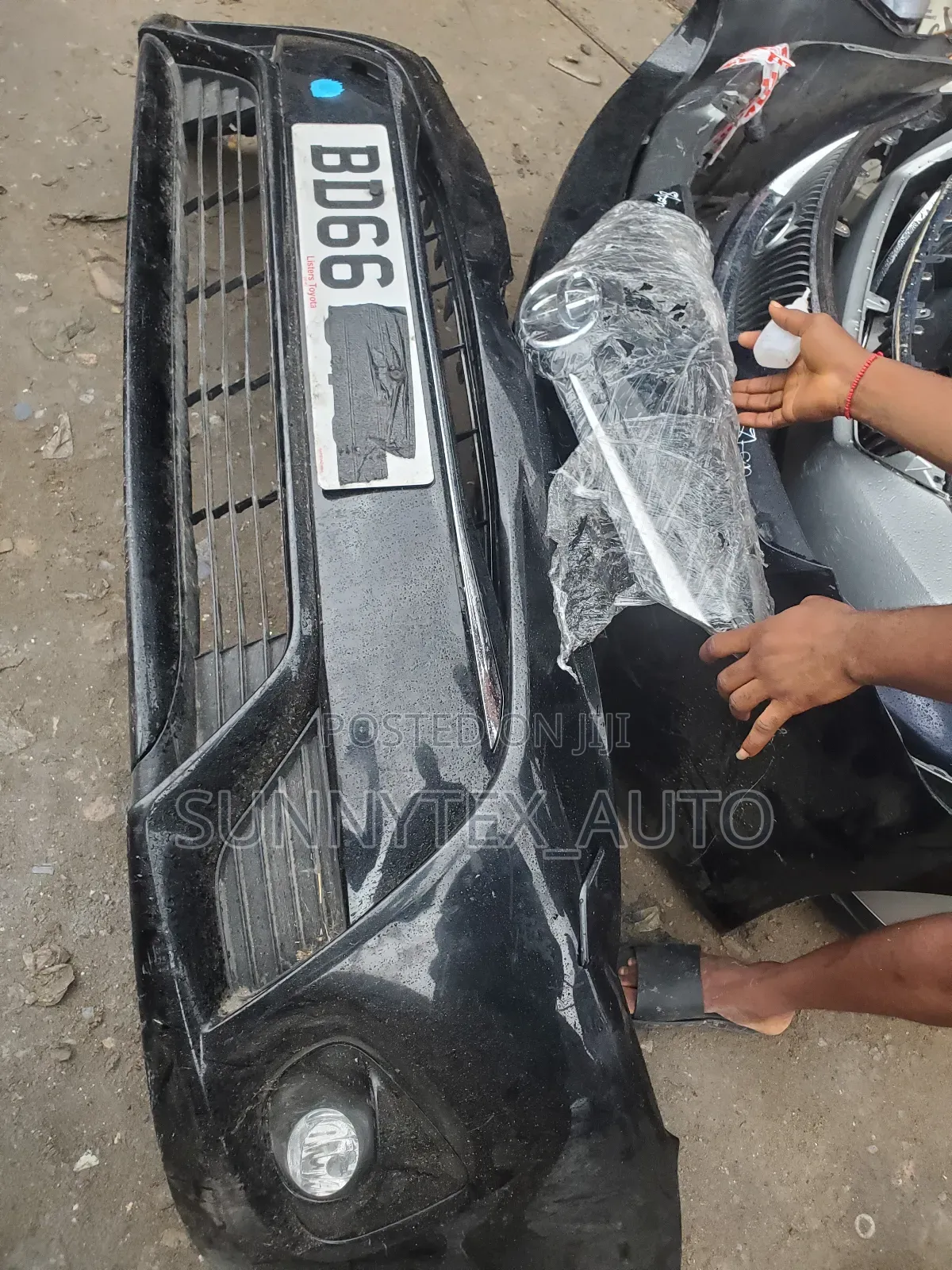 Complete Front Bumper Avensis 2015-2018