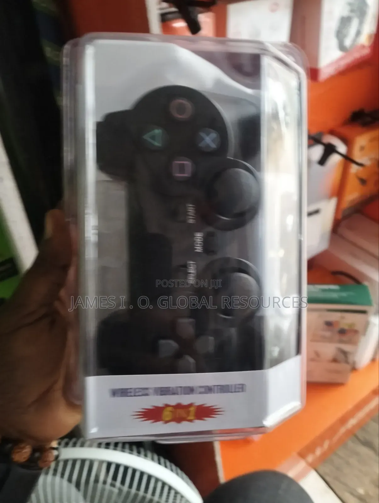 Single Wireless Game Pad 6 in 1