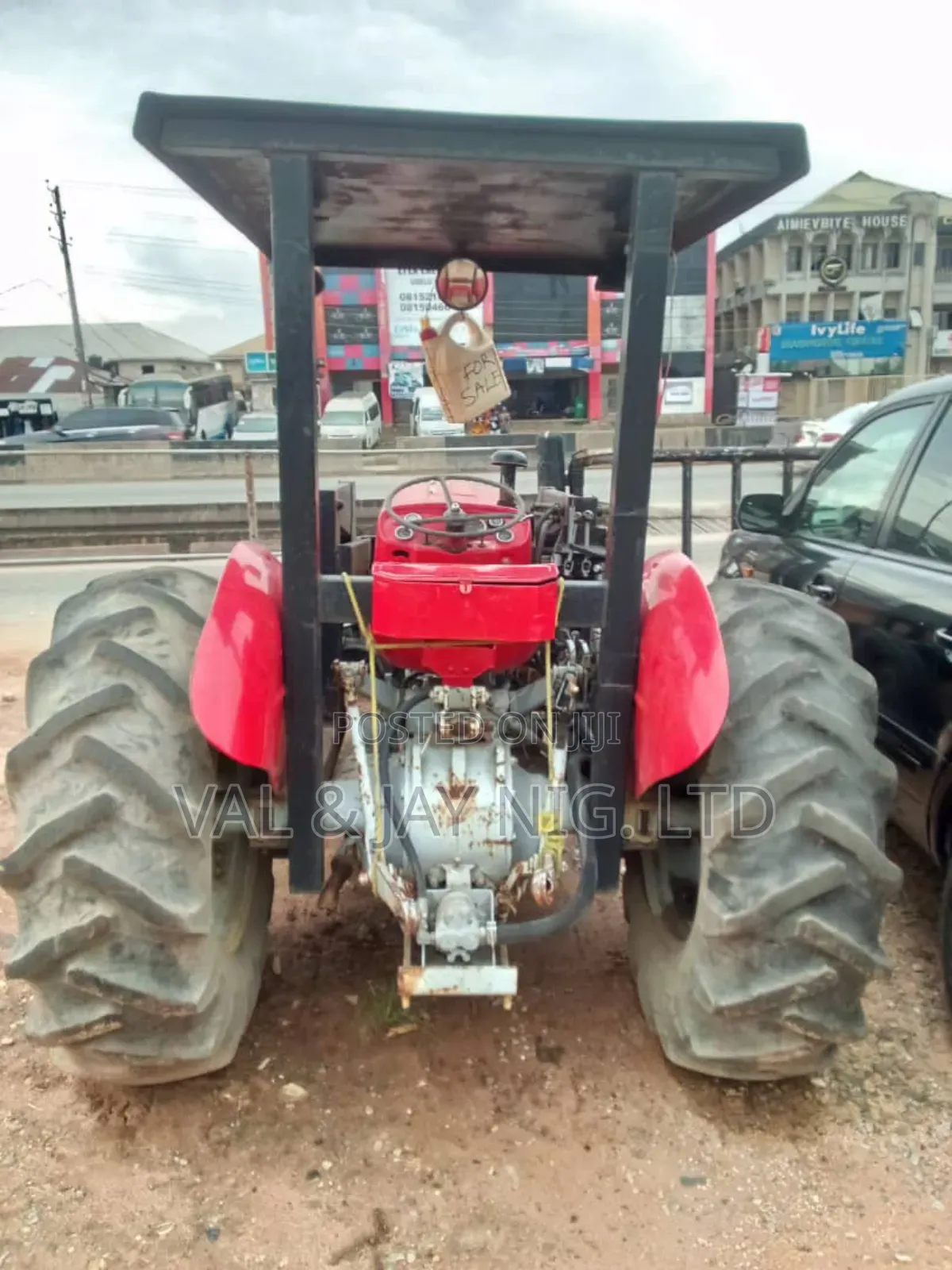 Massey Ferguson 135 Farm Tractor - Foreign Use 2 Wheel Drive