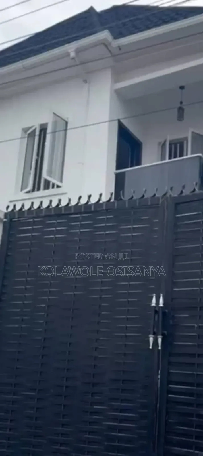 4bdrm Duplex in Adelabu for sale