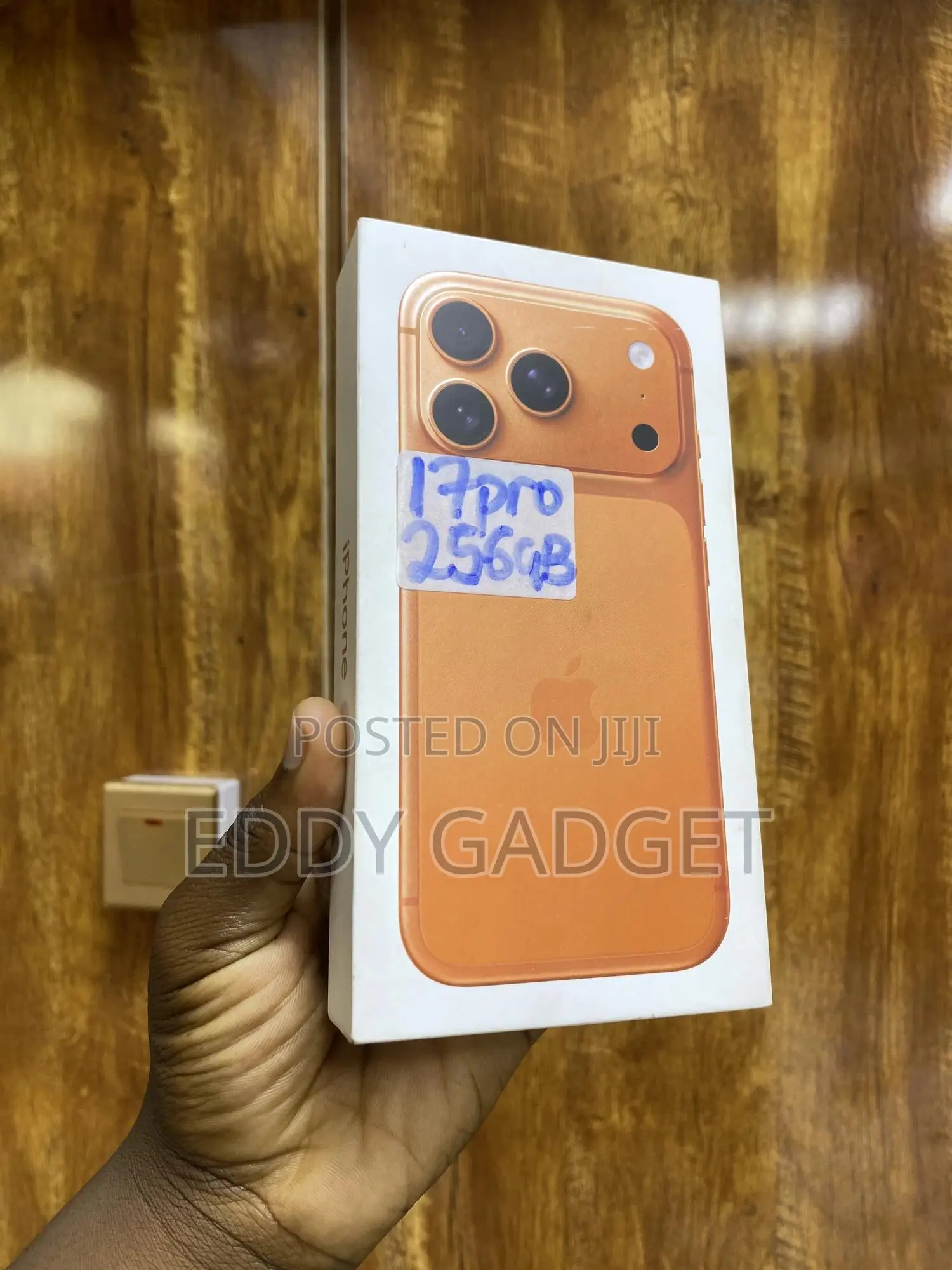 New Apple iPhone 17 Pro 256 GB Orange