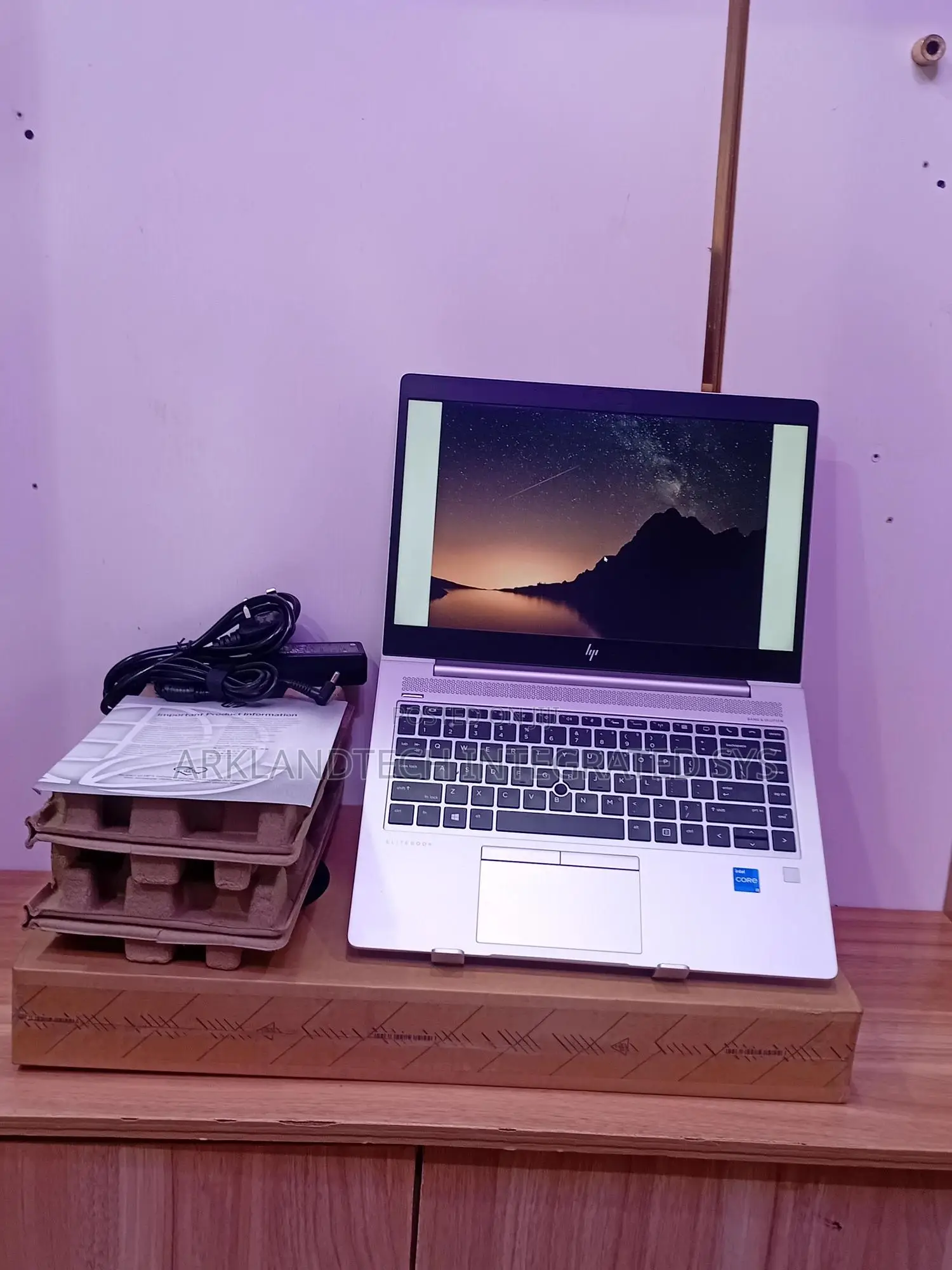 New Laptop HP EliteBook 850 G5 8GB Intel Core i5 SSD 1T