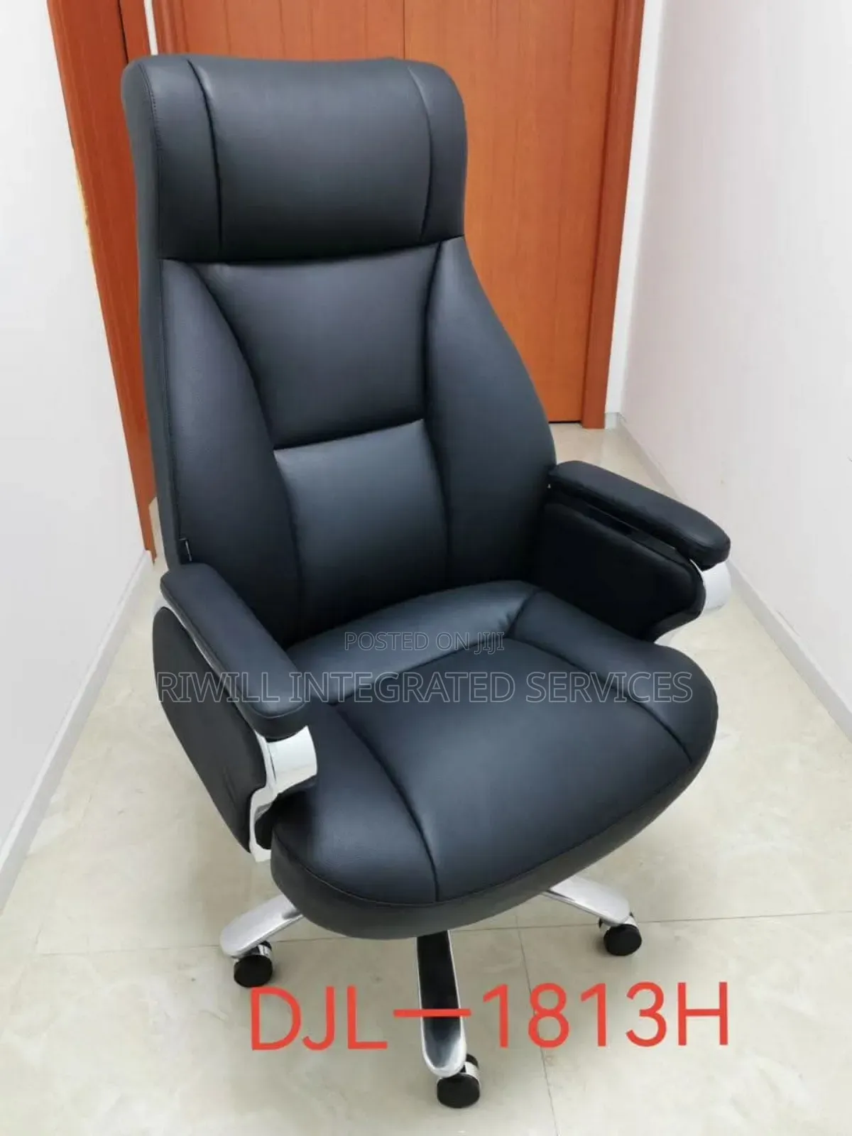 Executive Office Chair With Tyres