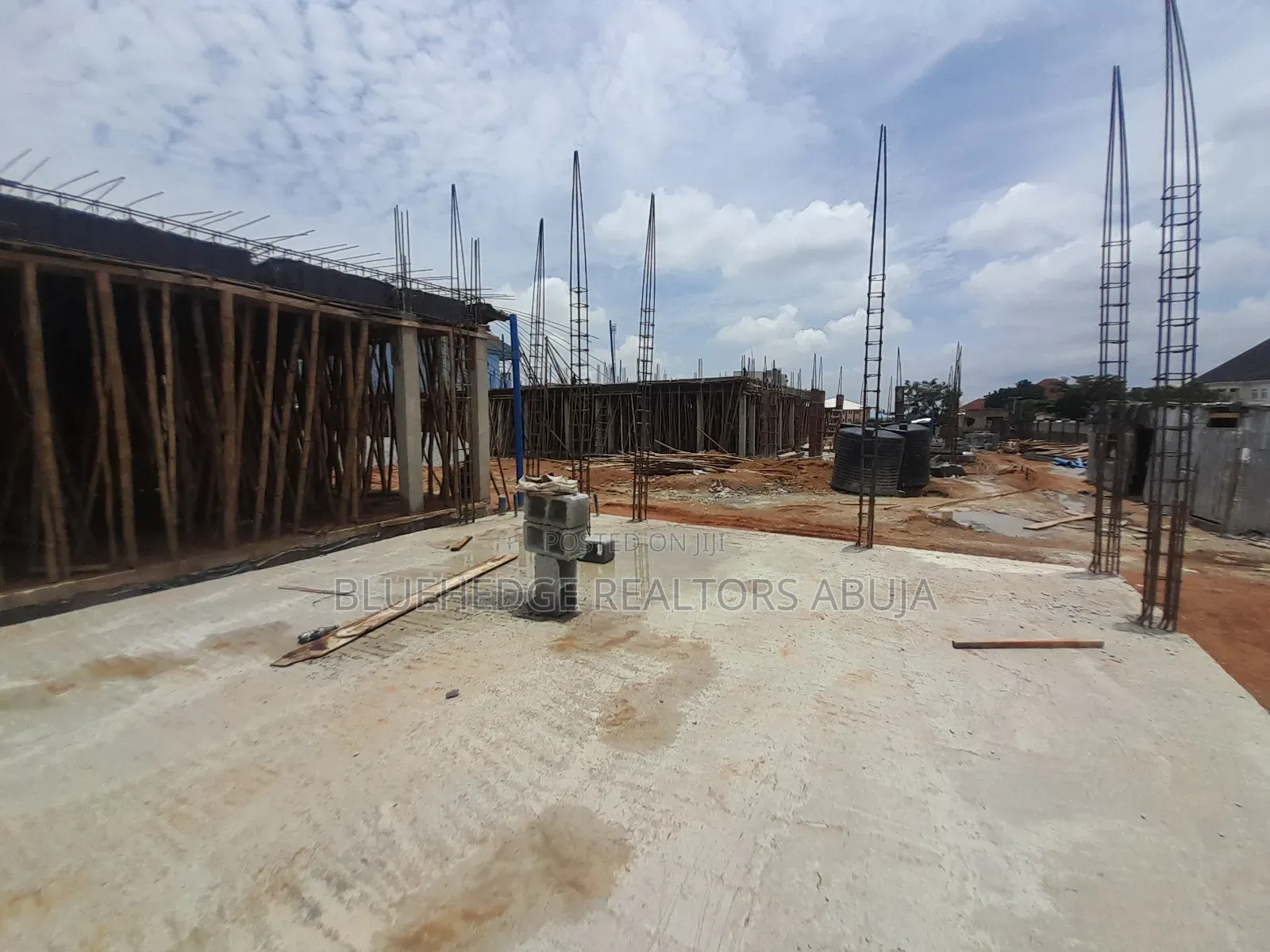 4 Bedroom Terraced Duplex With Bq And Courtyard