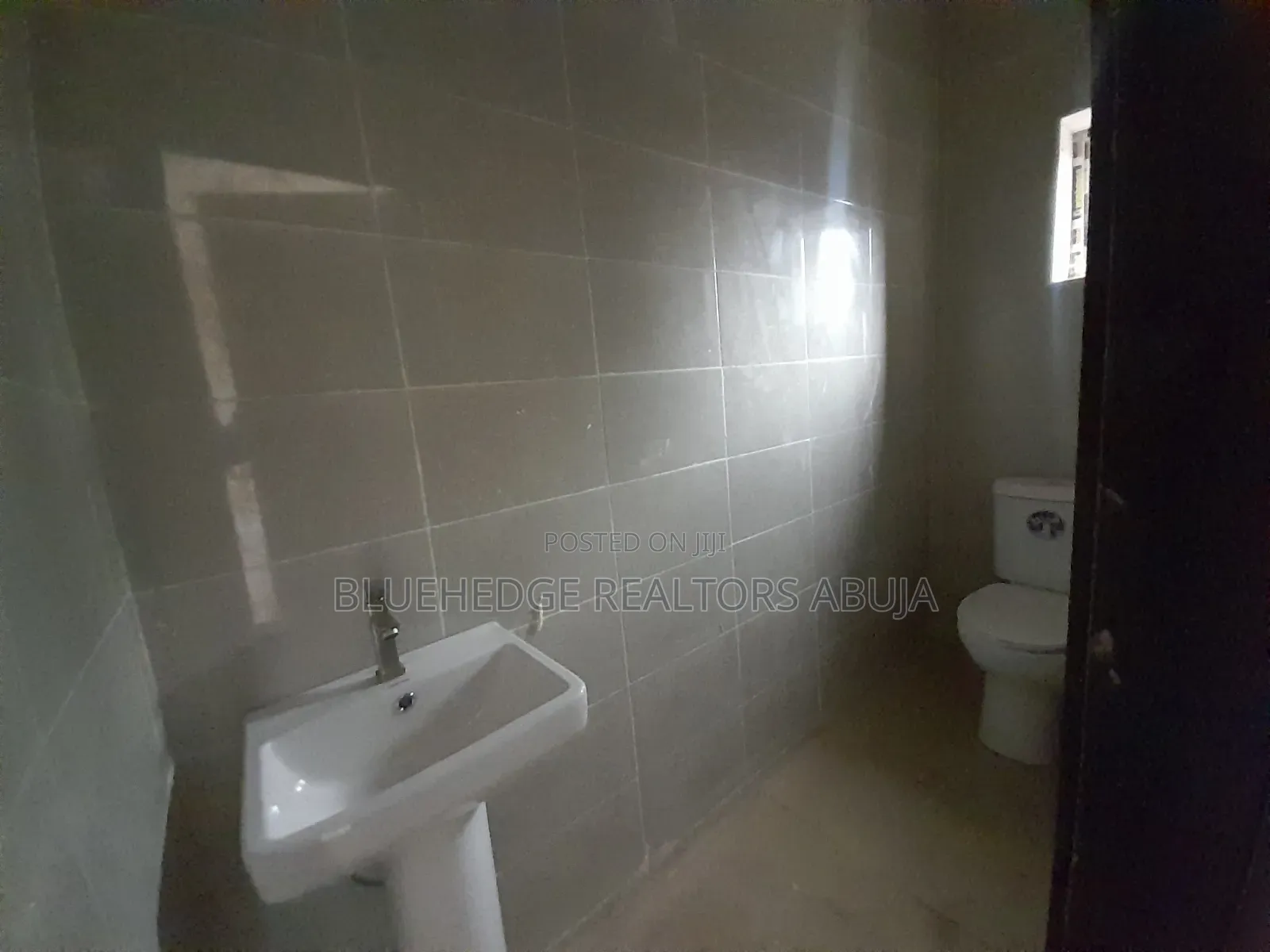 2bdrm Apartment in Kubwa for sale