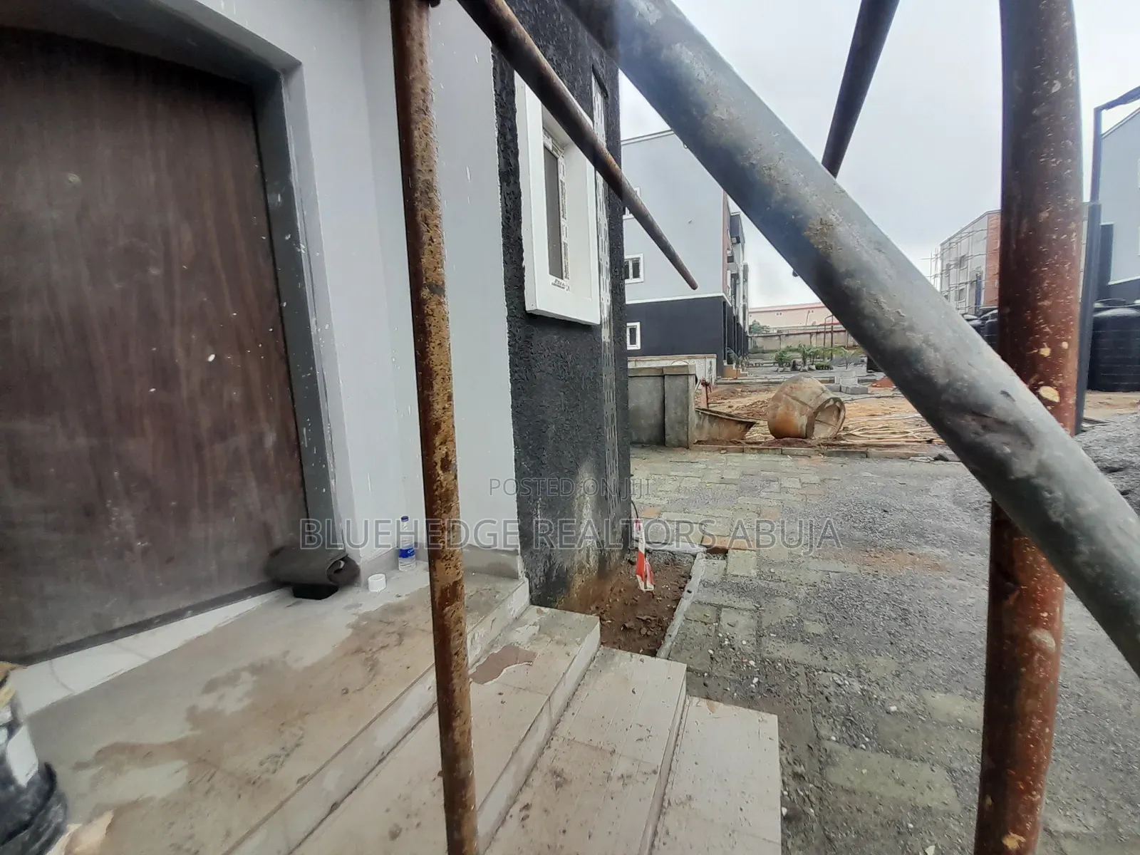 4bdrm Duplex in Kubwa for sale