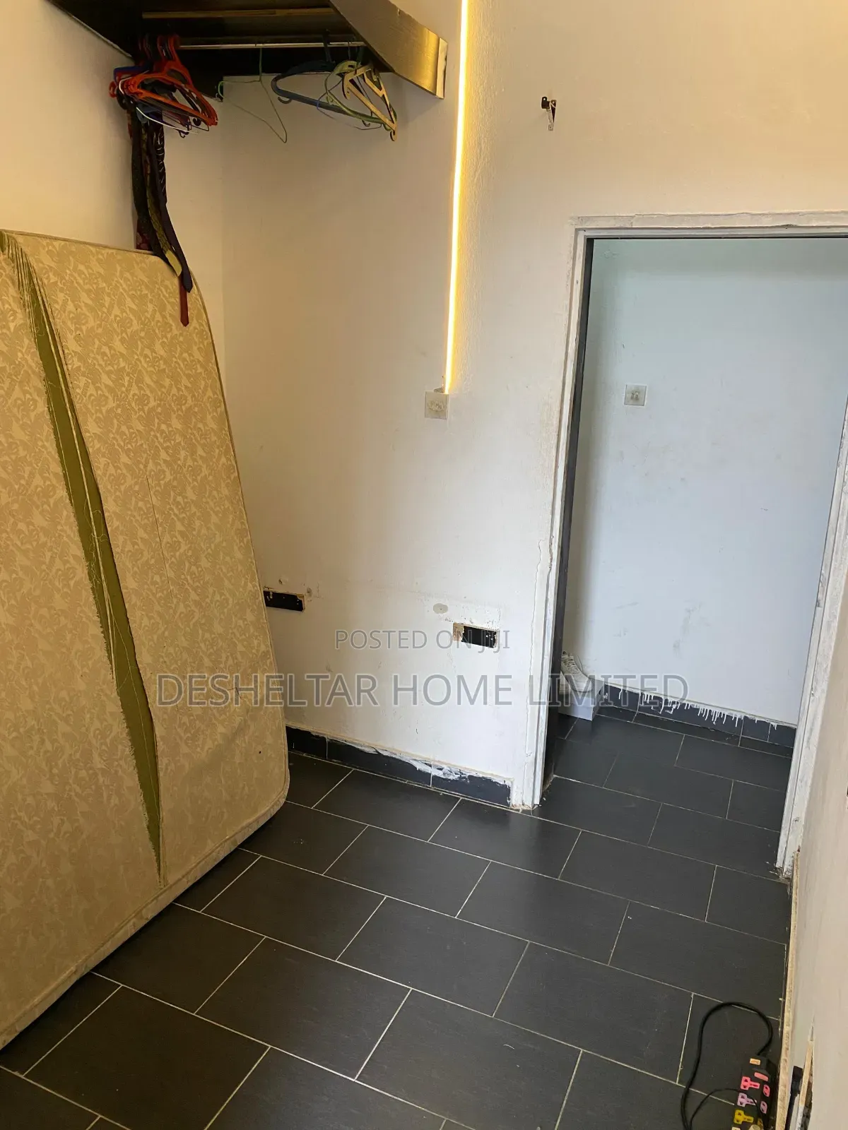 Studio Apartment in Tpdc Building, Chevron for rent