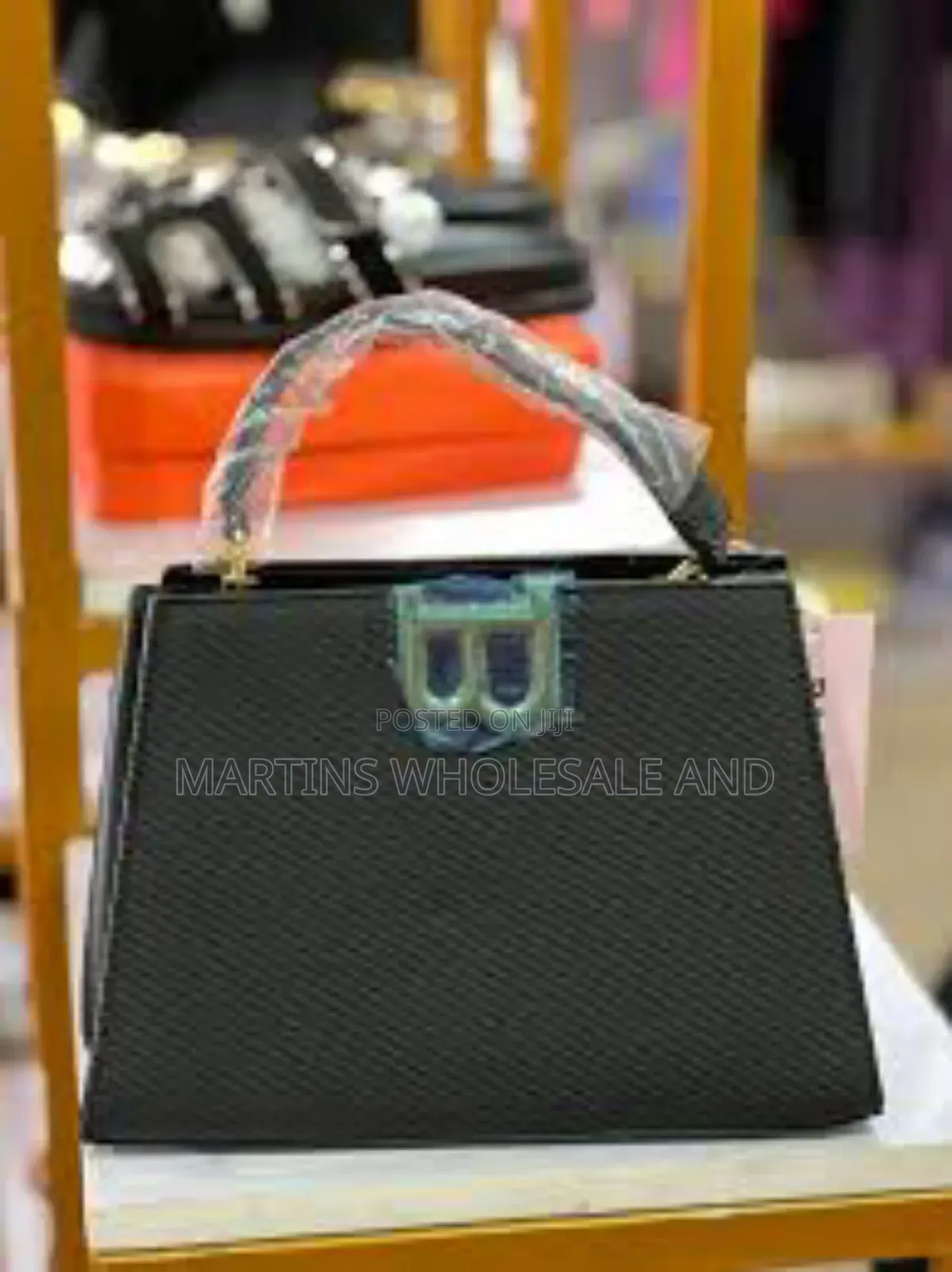 Ladies B-Buzz Bag