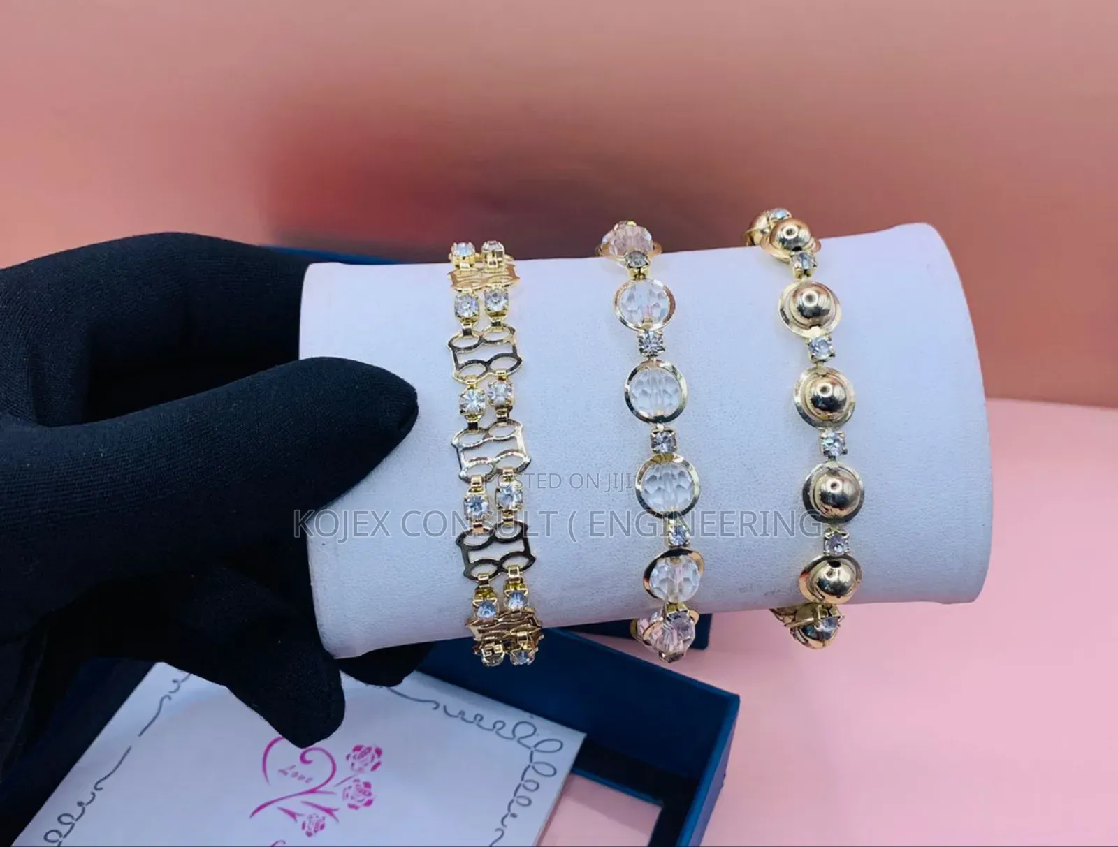 Zirconia Bracelet 
Price :8000