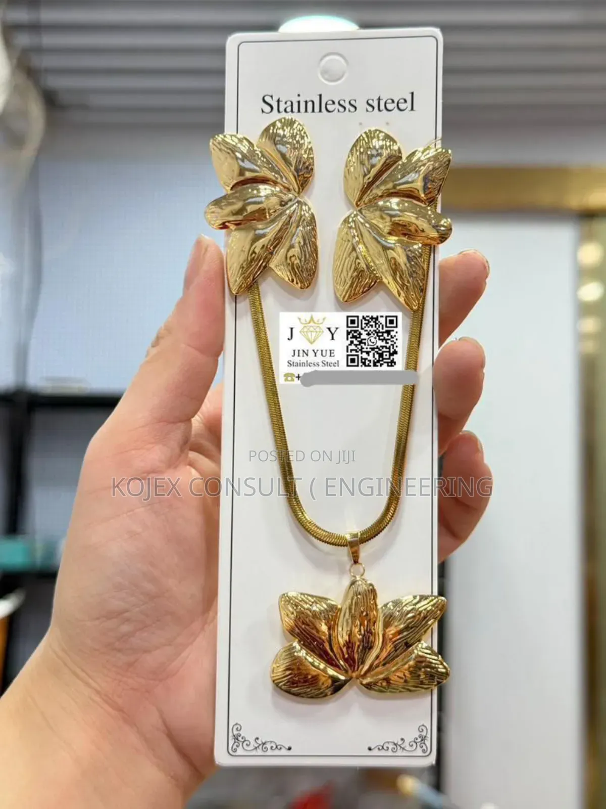 Luxusteel Chain Pendant for Women Girl Stainless
