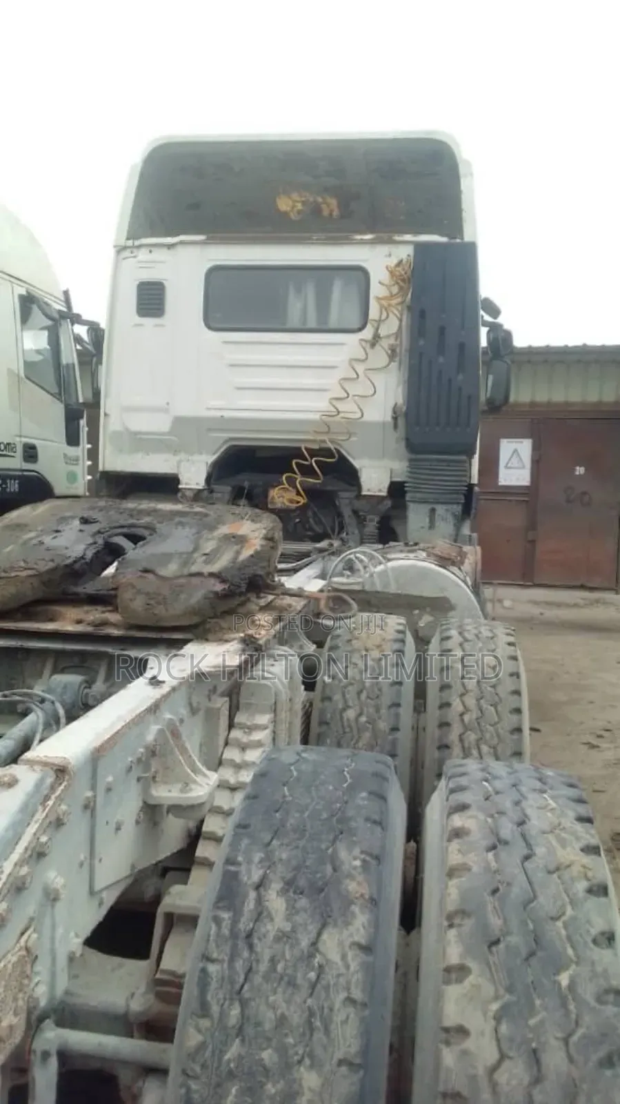 Affordable Lowbed and Flat Body Trucks Nationwide