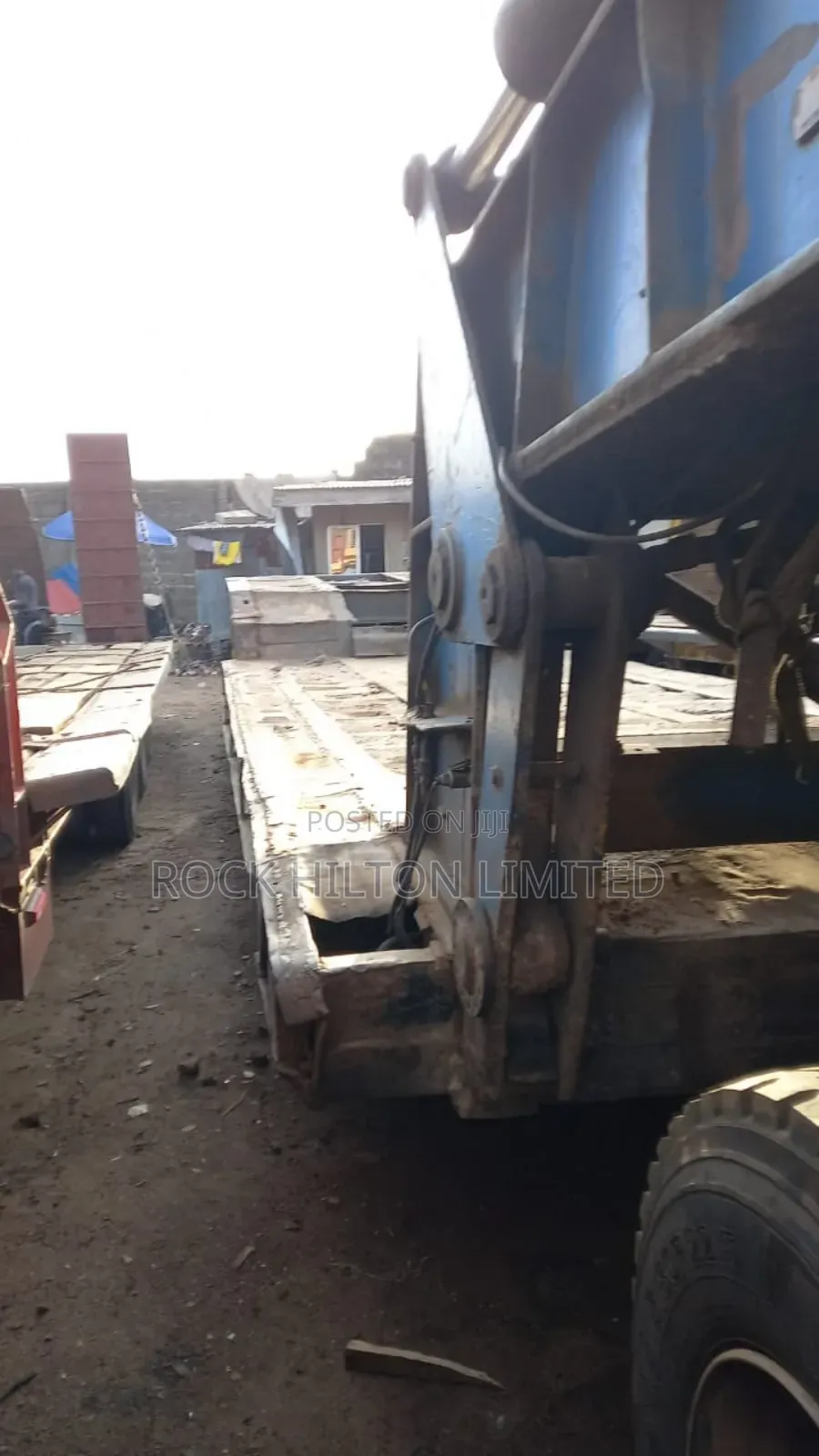 Affordable Lowbed and Flat Body Trucks Nationwide