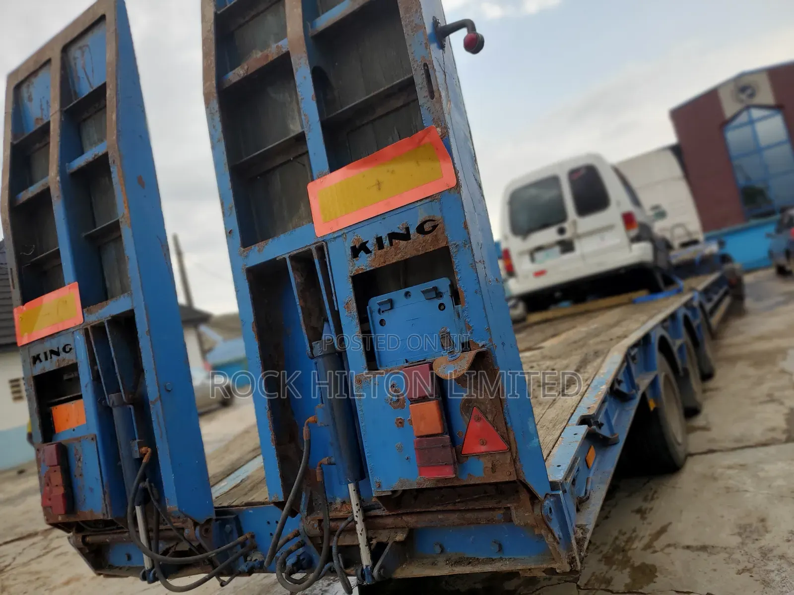 Affordable Lowbed and Flat-Bed Trucks Nationwide