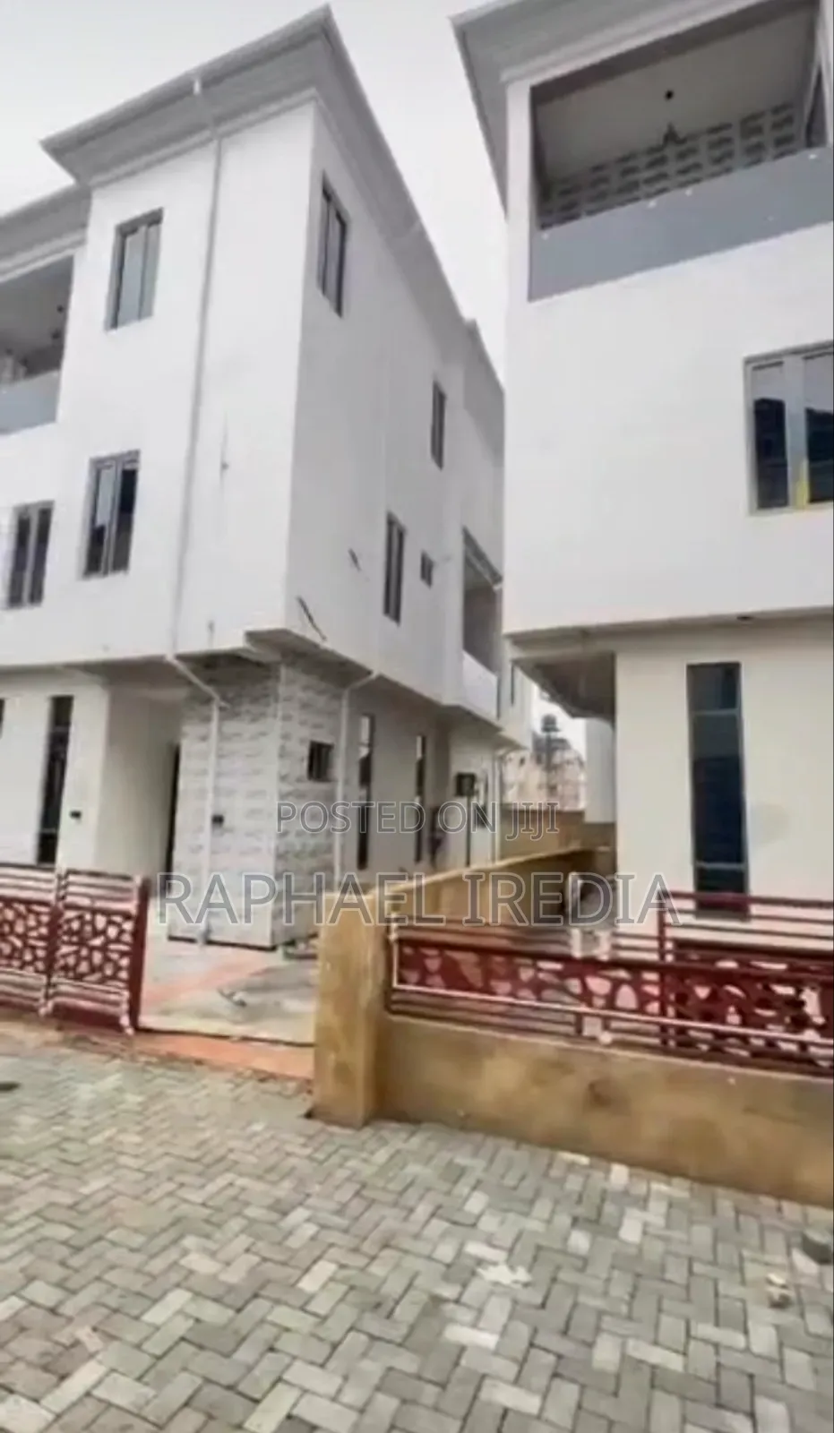 5bdrm Duplex in Radiusman Estate, Alimosho for sale