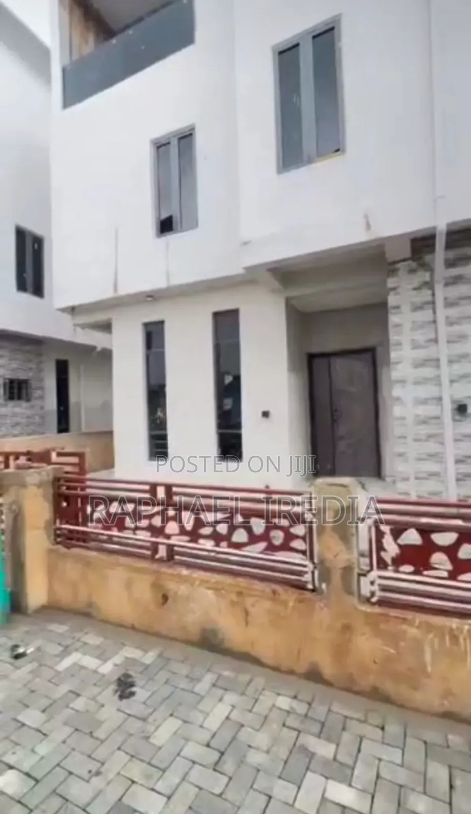 5bdrm Duplex in Radiusman Estate, Alimosho for sale