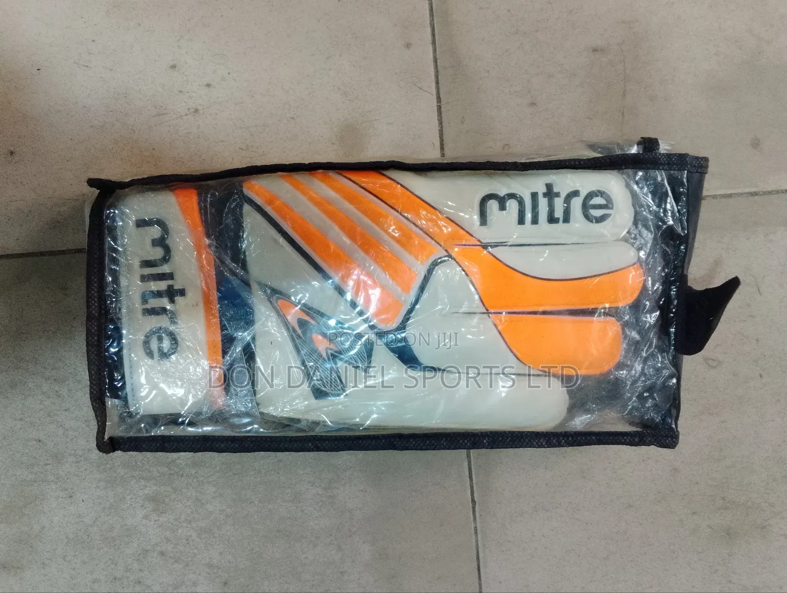 Keeper Glove
