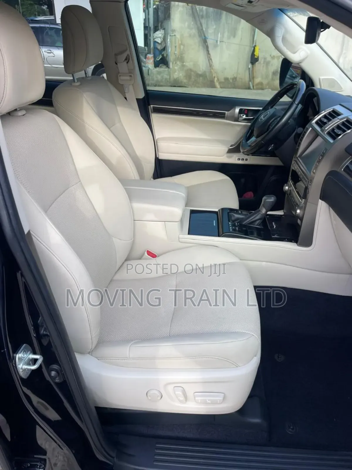 Toyota Sienna LE Mobility Auto Access (3.5L 6cyl 8A) 2018 White