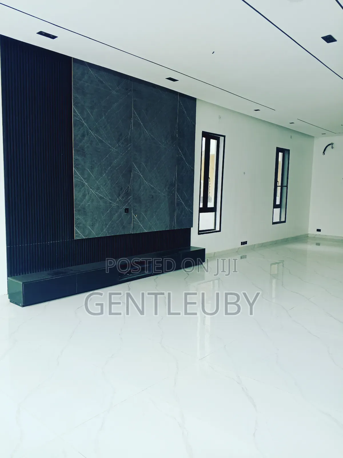 5bdrm Duplex in Ikota Villa, Lekki Phase 2 for sale