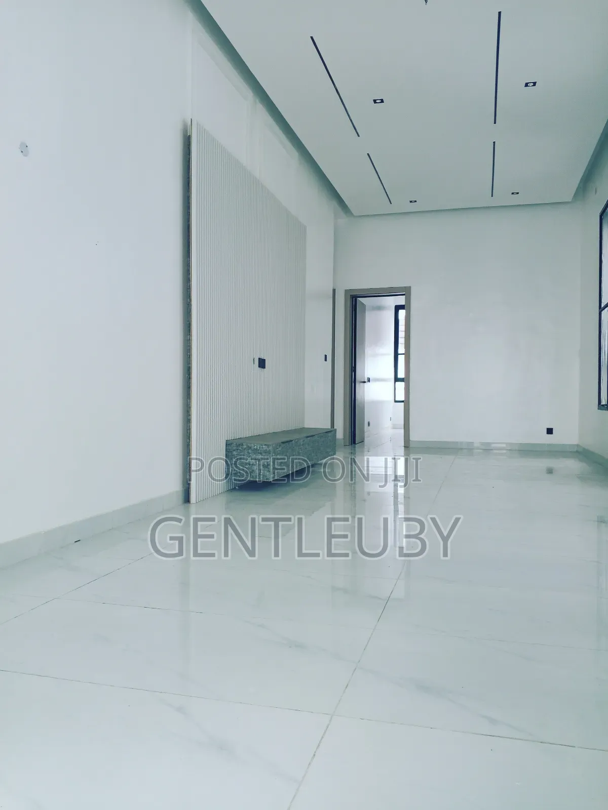 5bdrm Duplex in Ikota Villa, Lekki Phase 2 for sale