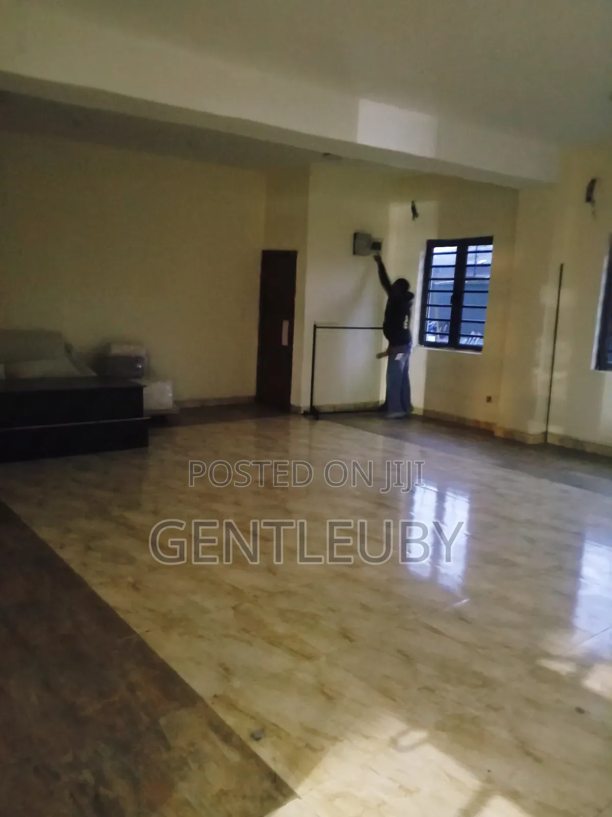 Commercial Property at Time Square Mall for Rent