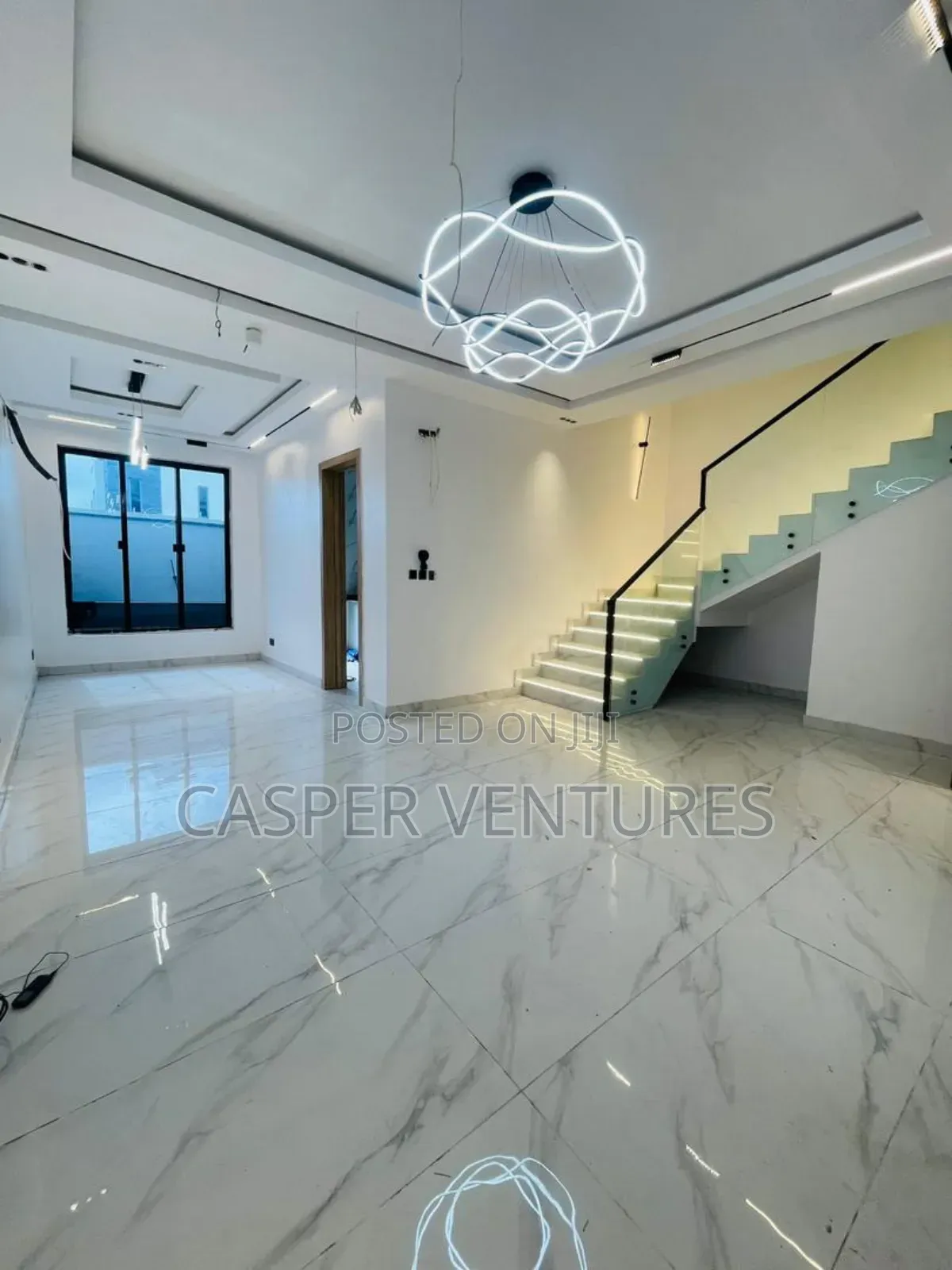 4bdrm Townhouse/Terrace in Adebayo, Lekki Phase 1 for sale