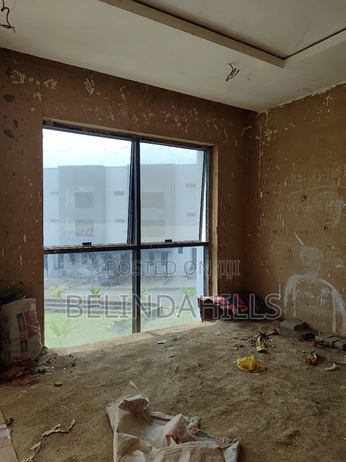 5bdrm Duplex in Mabushi for sale