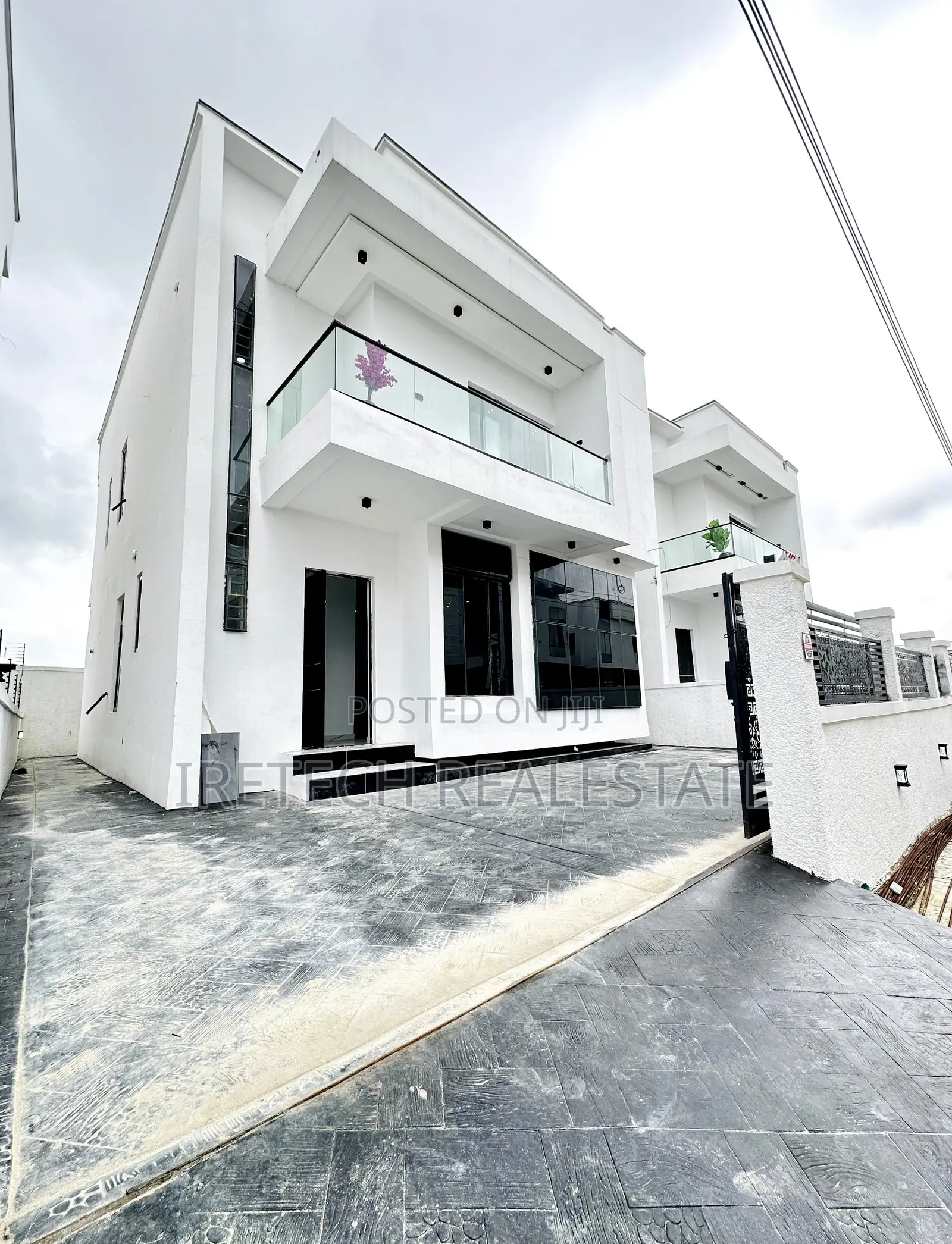 4bdrm Duplex in Ajah In A Secured for sale