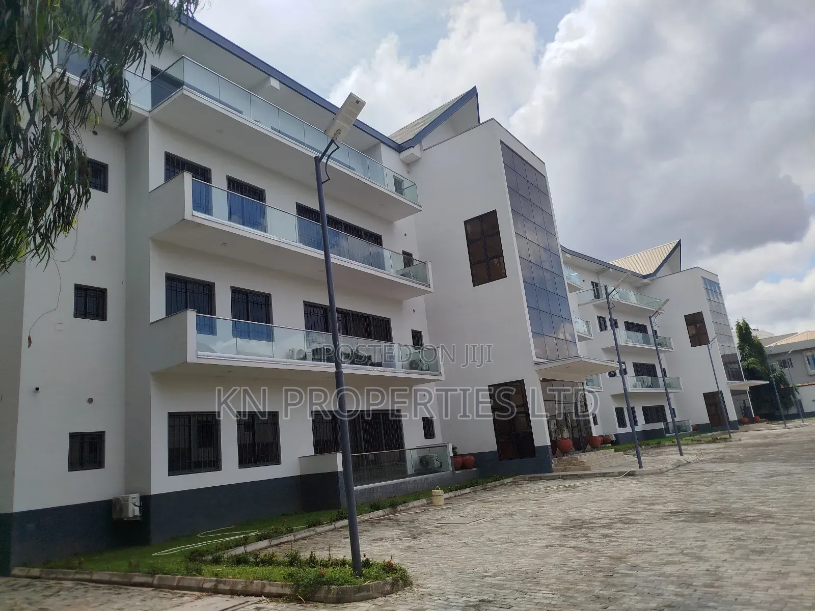 Furnished 3bdrm Apartment in Asokoro Main for rent