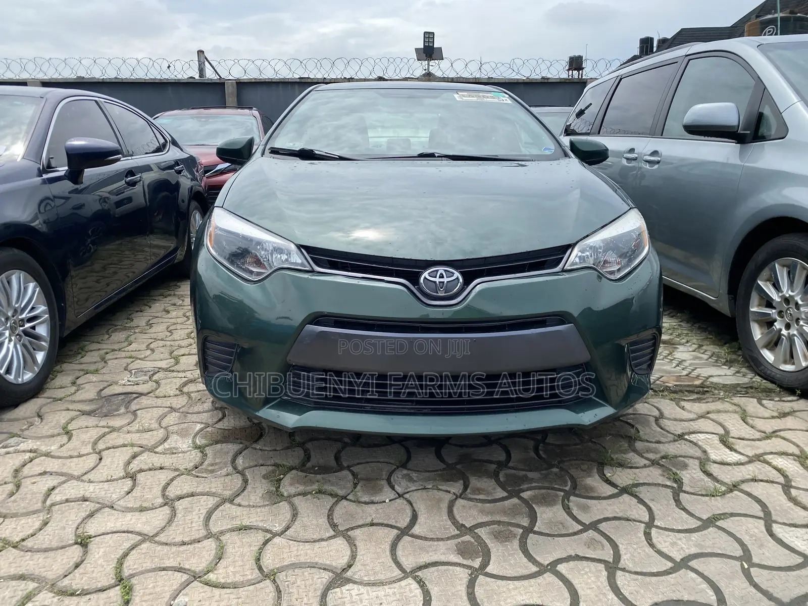 Toyota Corolla LE 4dr Sedan (1.8L 4cyl CVT) 2015 Green