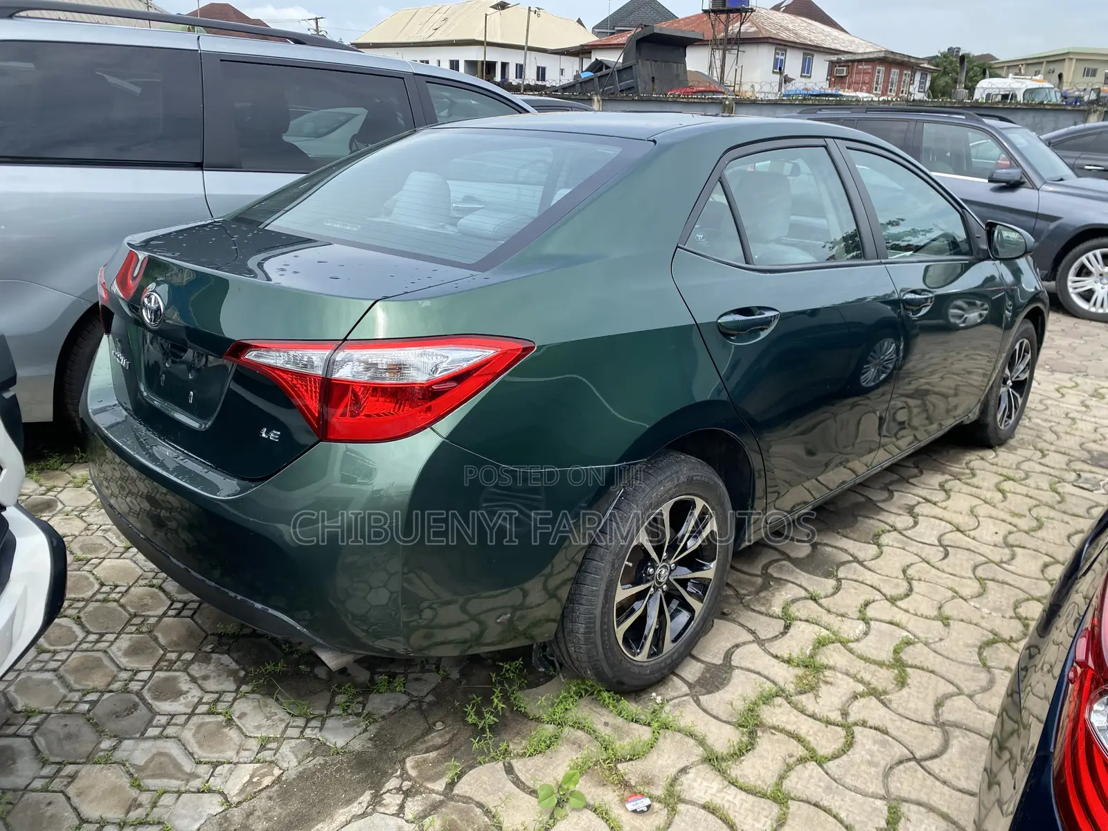 Toyota Corolla LE 4dr Sedan (1.8L 4cyl CVT) 2015 Green