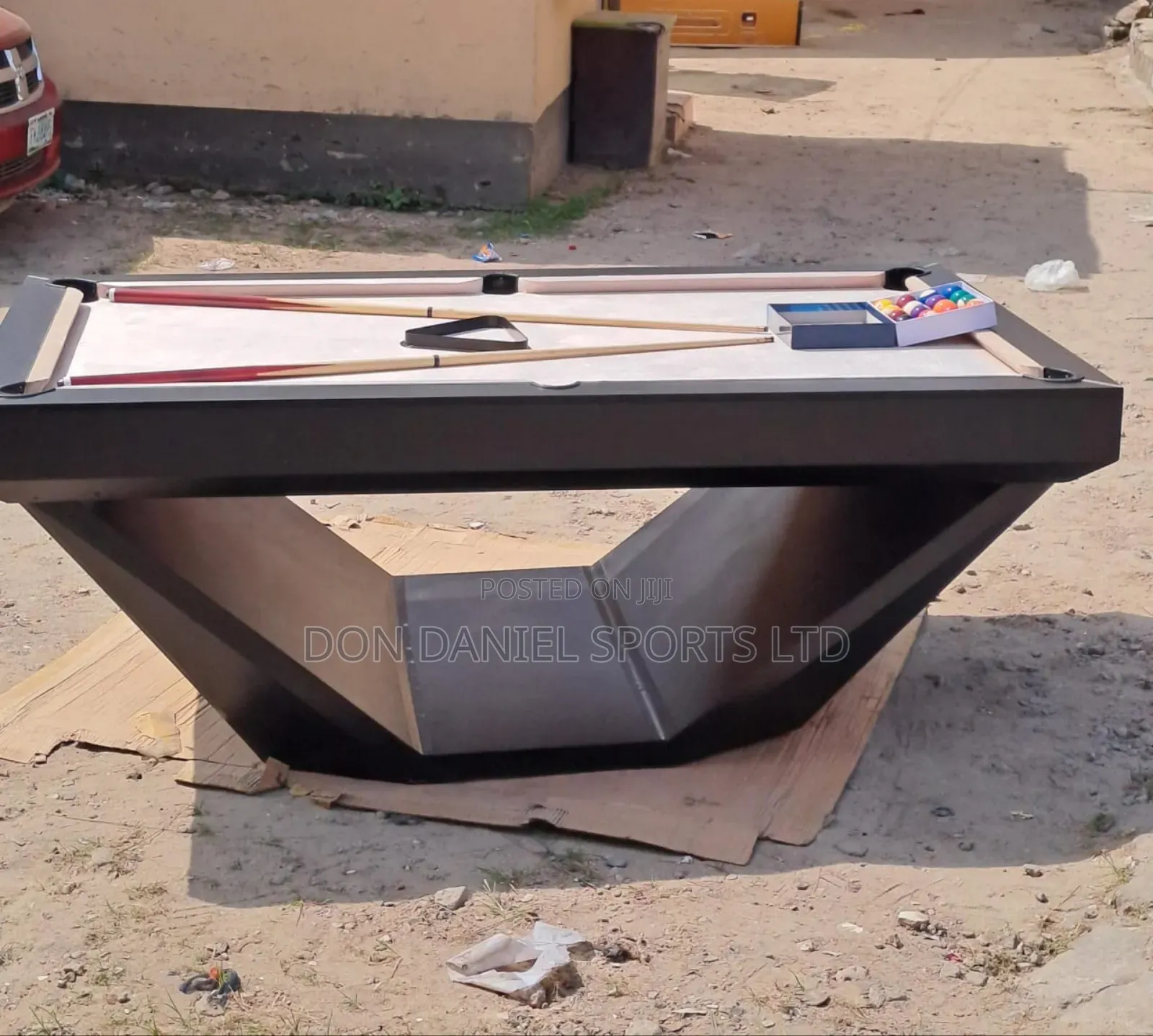 Luxury Snooker Table