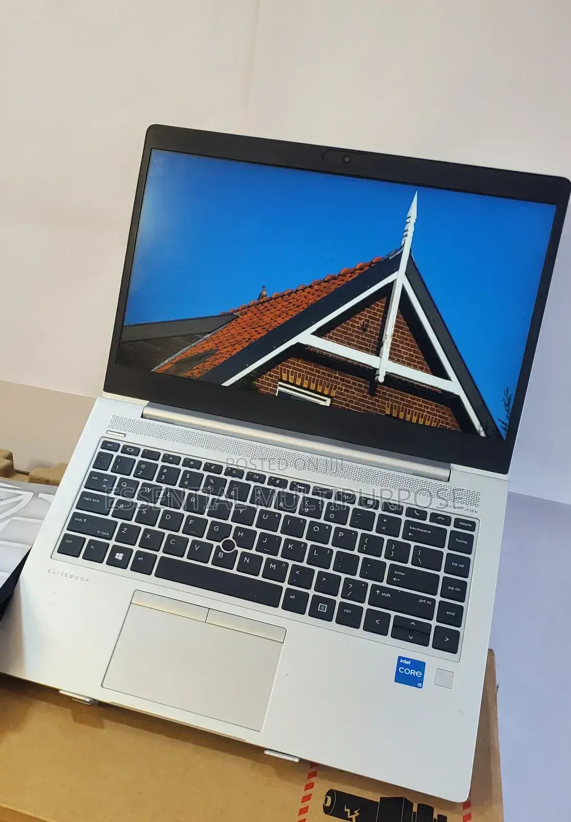New Laptop HP EliteBook 8530P 8GB Intel Core I5 SSD 256GB