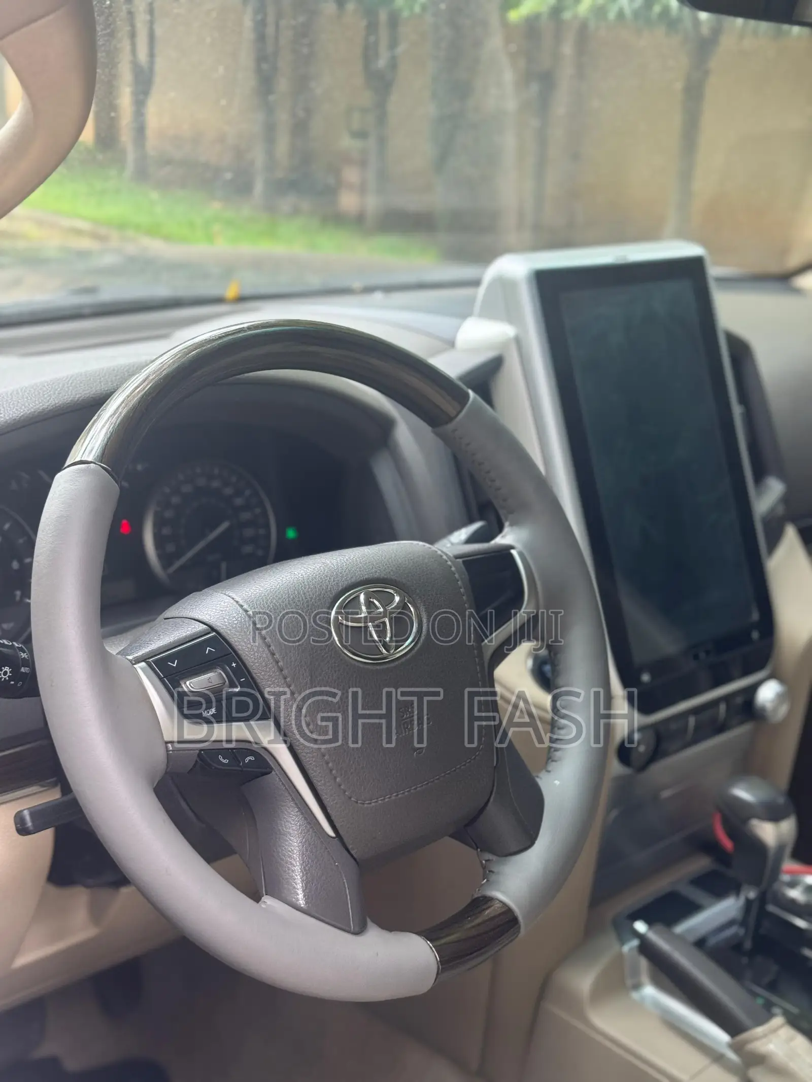 Toyota Land Cruiser 4.5 V8 GXR 2020 Black