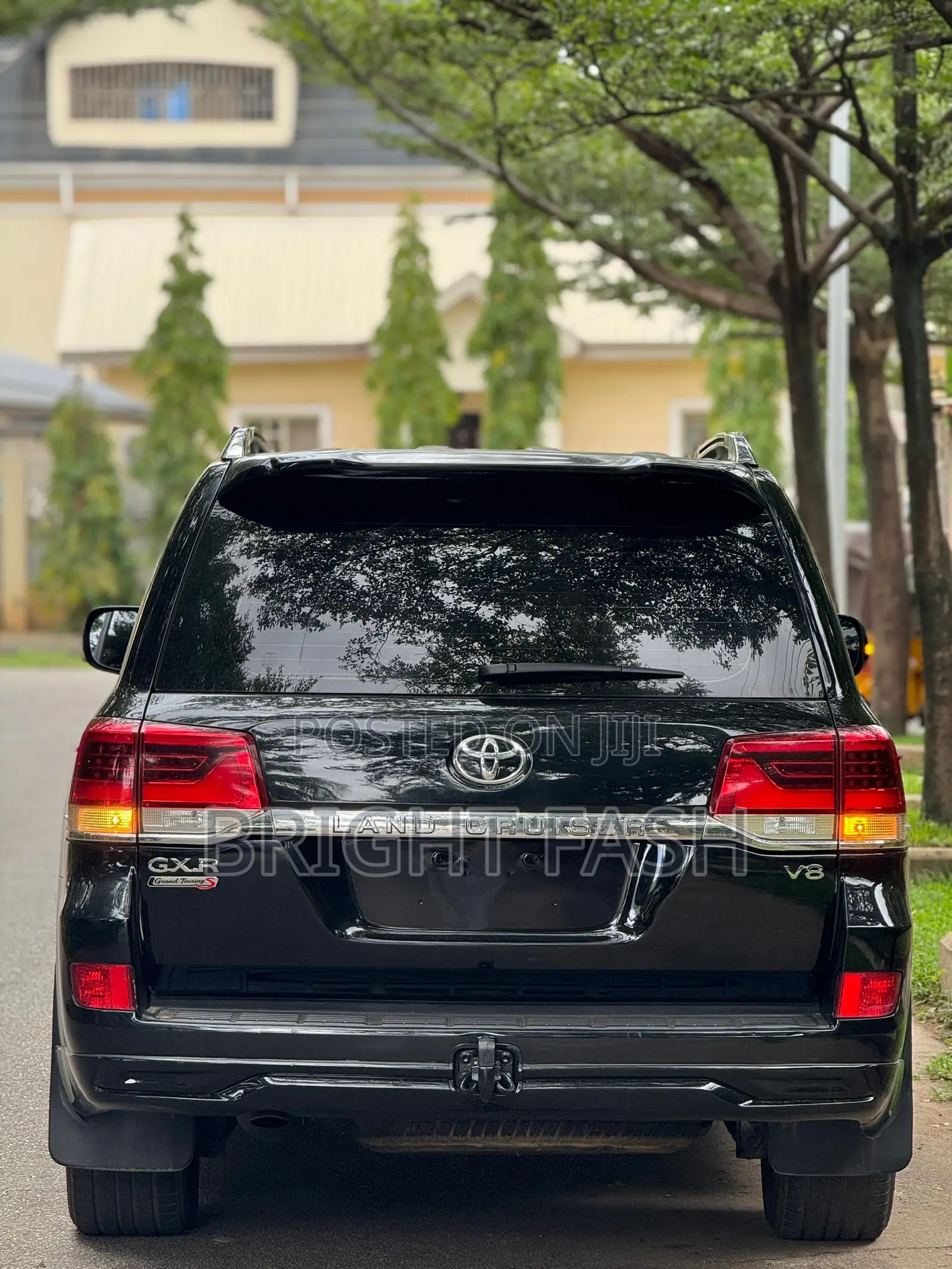 Toyota Land Cruiser 4.5 V8 GXR 2020 Black