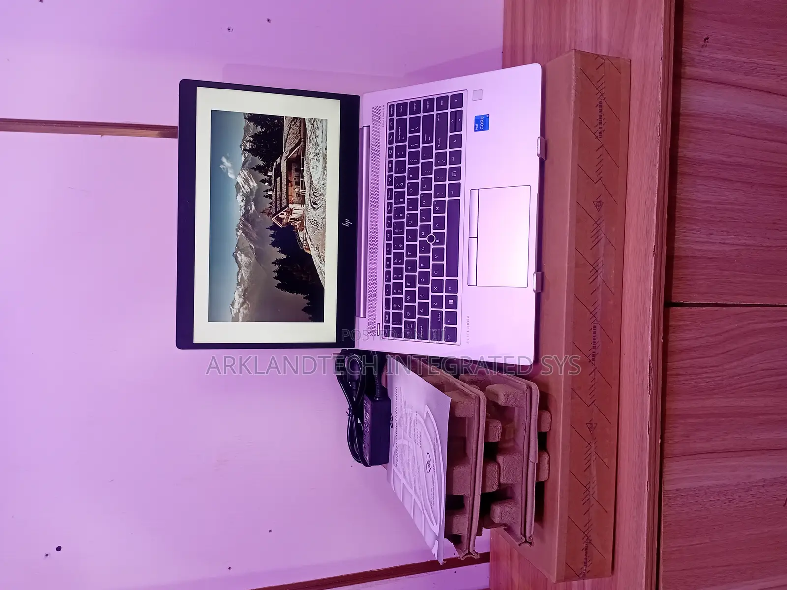 New Laptop HP EliteBook 8540P 8GB Intel Core i5 SSD 1T