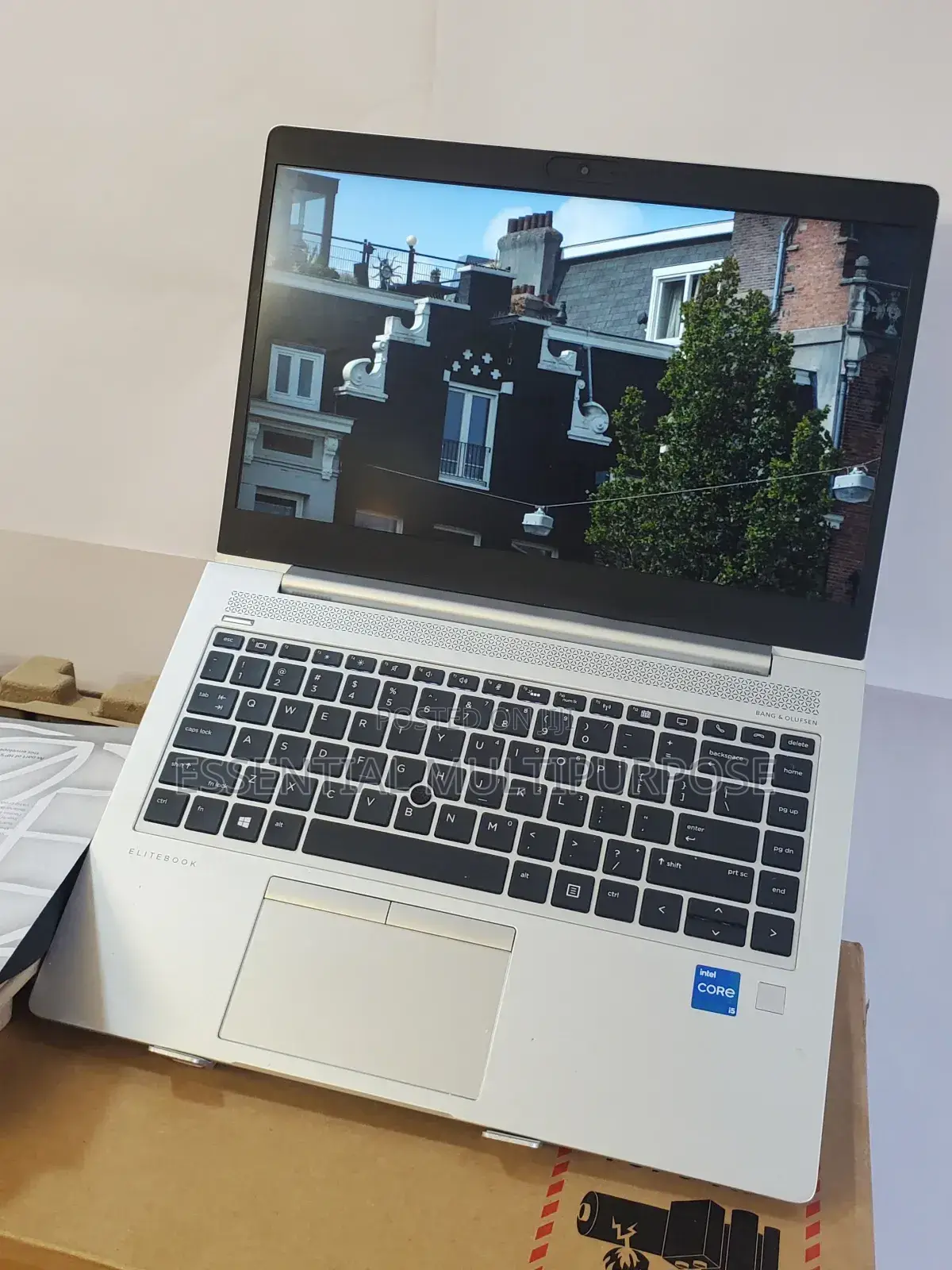 New Laptop HP EliteBook 8530W 12GB Intel Core I5 SSD 256GB