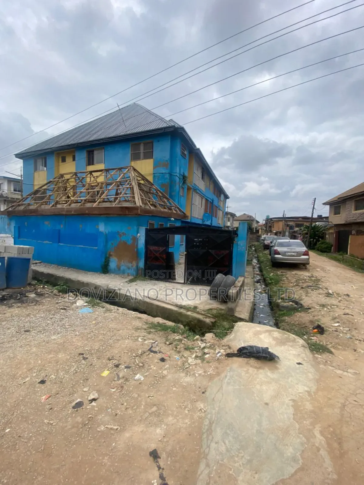 3bdrm Block of Flats in Ogba for sale
