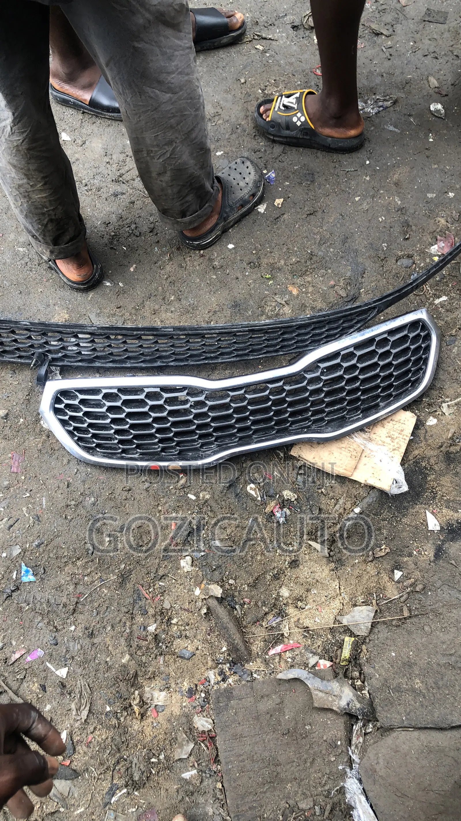 Replacement for Up and Down Grill Kia Cerato 2012 2014 Available