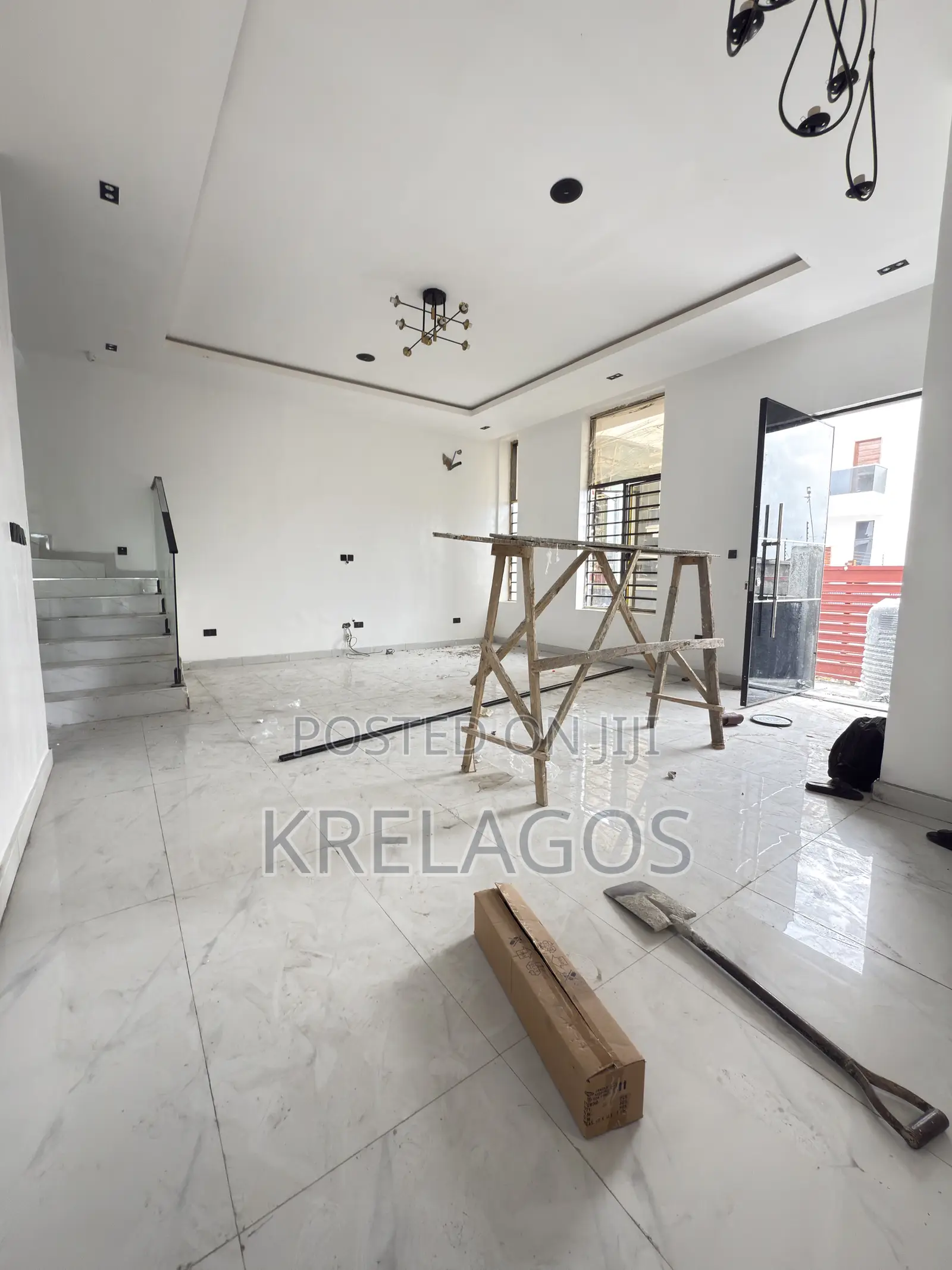 4bdrm Duplex in Orchid, Chevron for sale