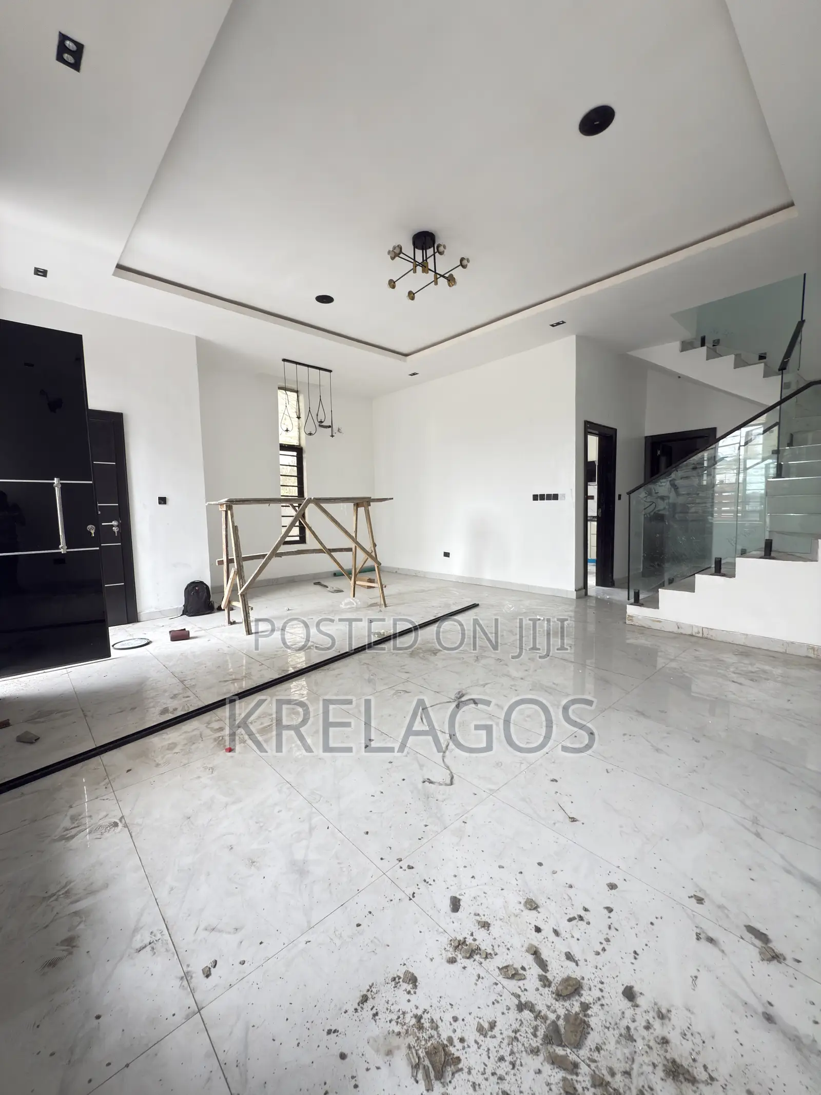 4bdrm Duplex in Orchid, Chevron for sale