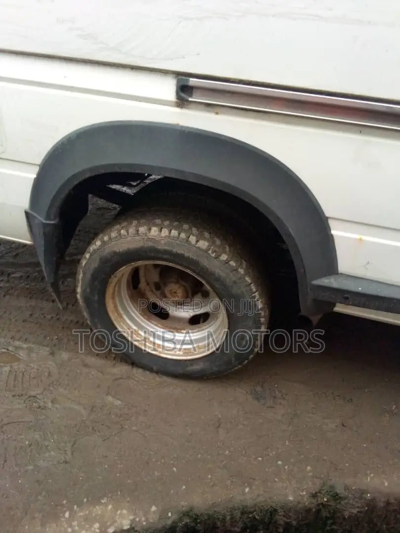 Mercedes-Benz Sprinter 2000 White