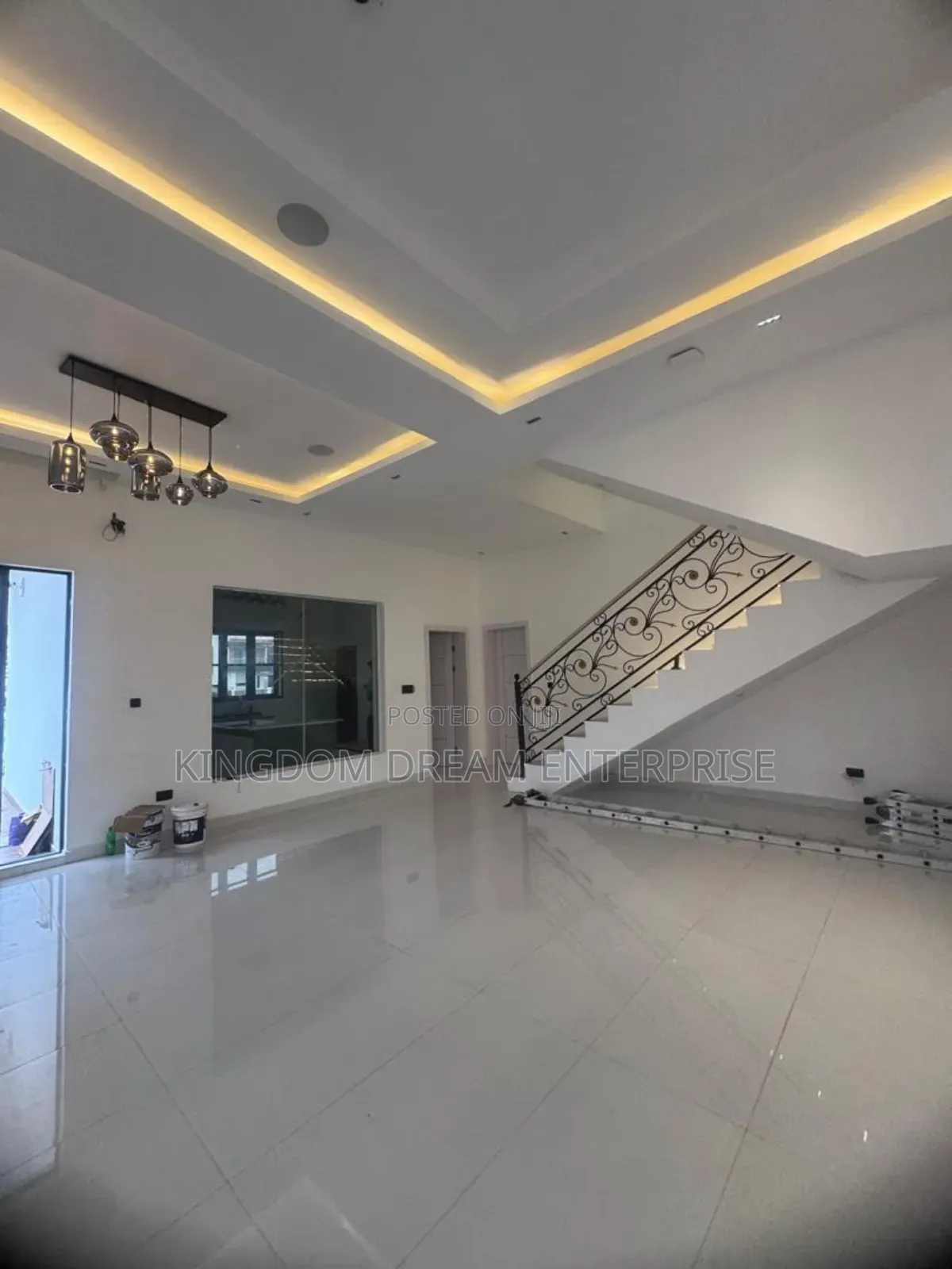 Furnished 7bdrm Duplex in Pinockbeach Estate, Jakande for sale