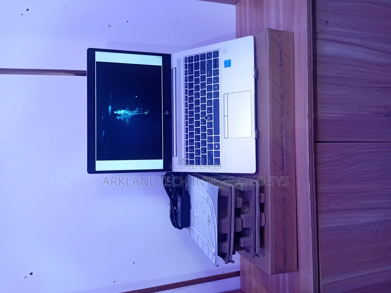 New Laptop HP EliteBook 8560P 16GB Intel Core i5 SSD 256GB