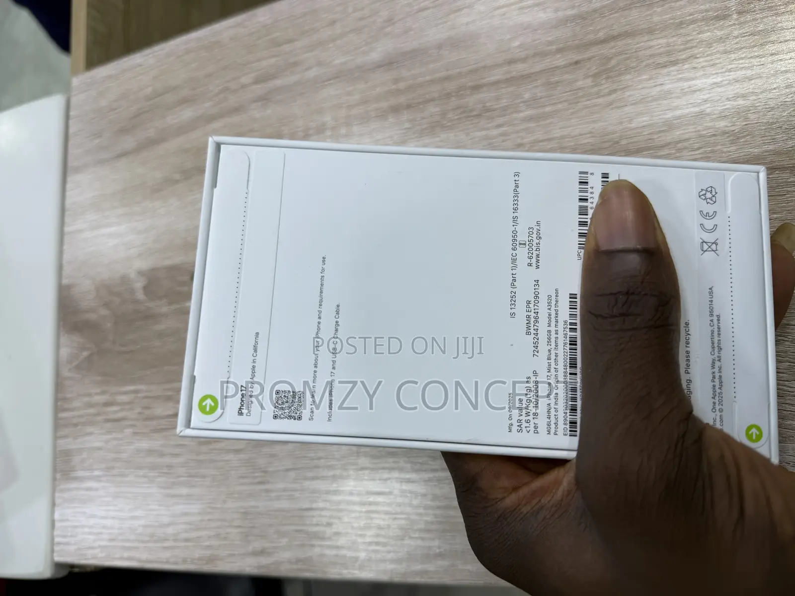 New Apple iPhone 17 256 GB