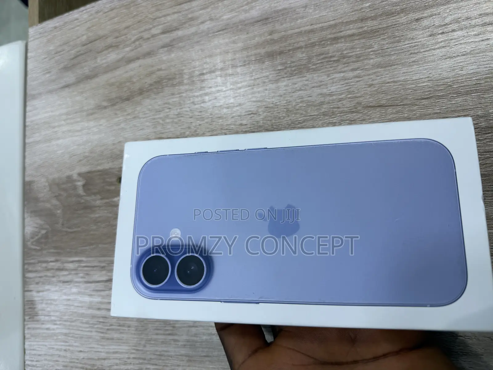 New Apple iPhone 17 256 GB