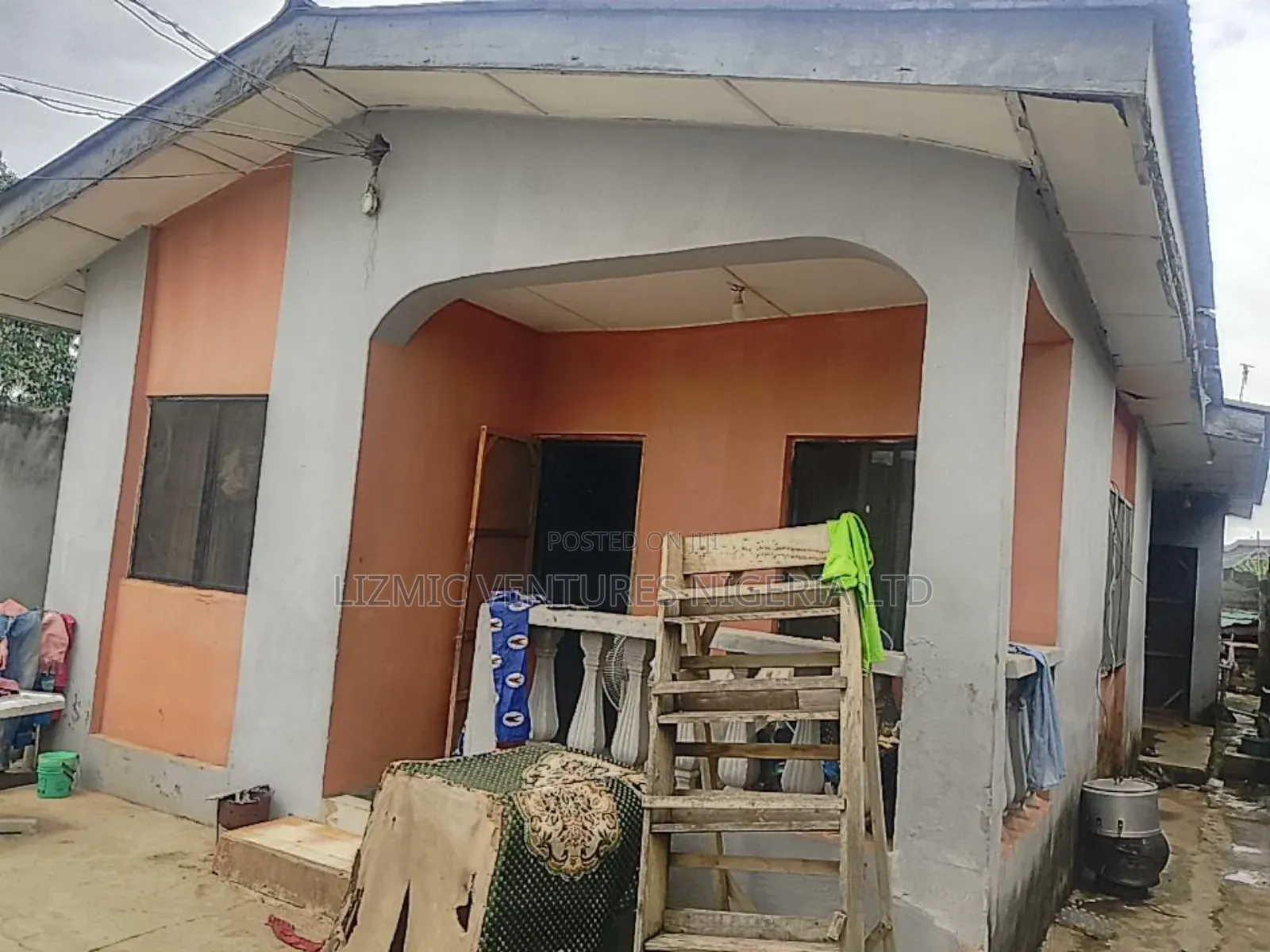 Furnished 3bdrm Bungalow in Ijegun for sale